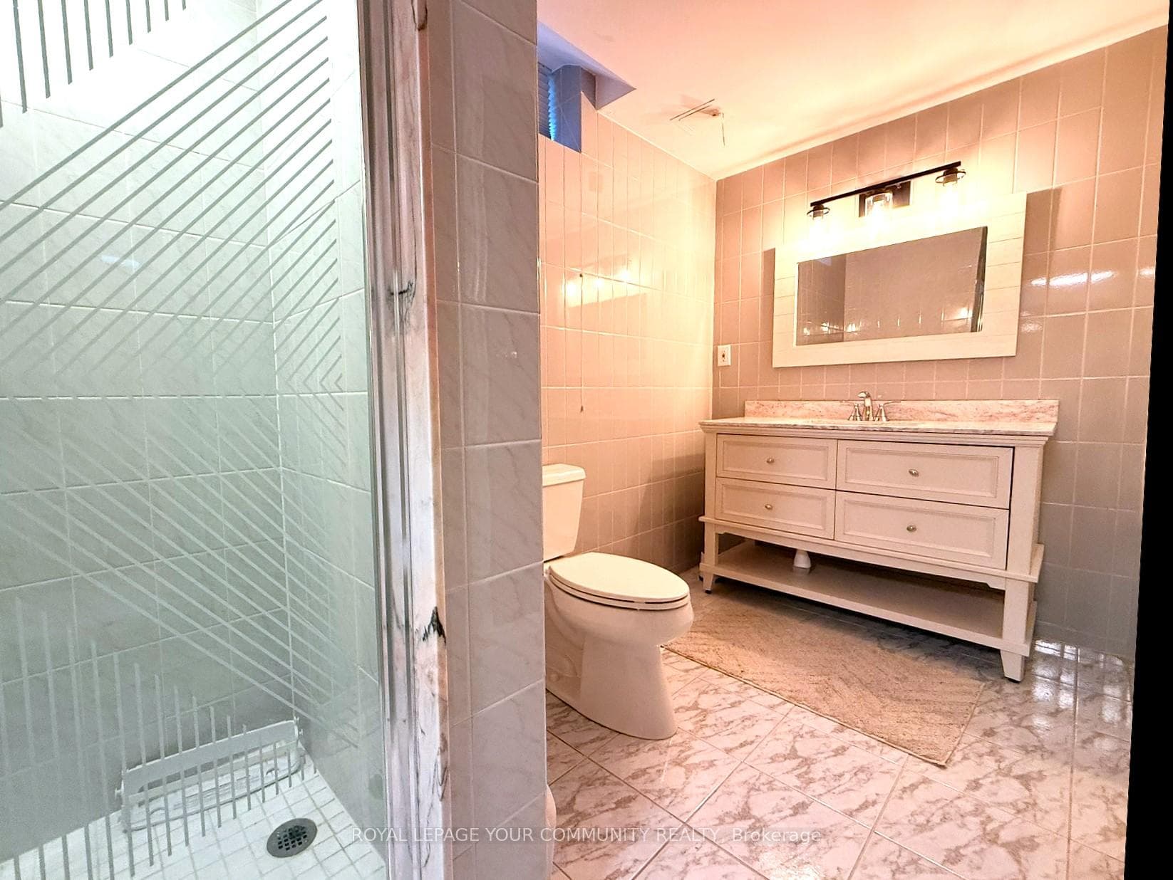 7 Crescentview Road photo 25