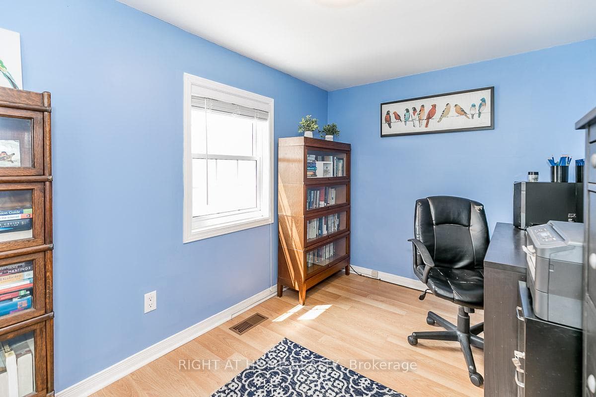 4th Bedroom or Office!