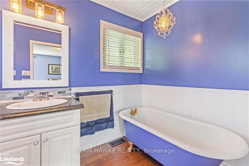 15 Hallen Drive photo 16