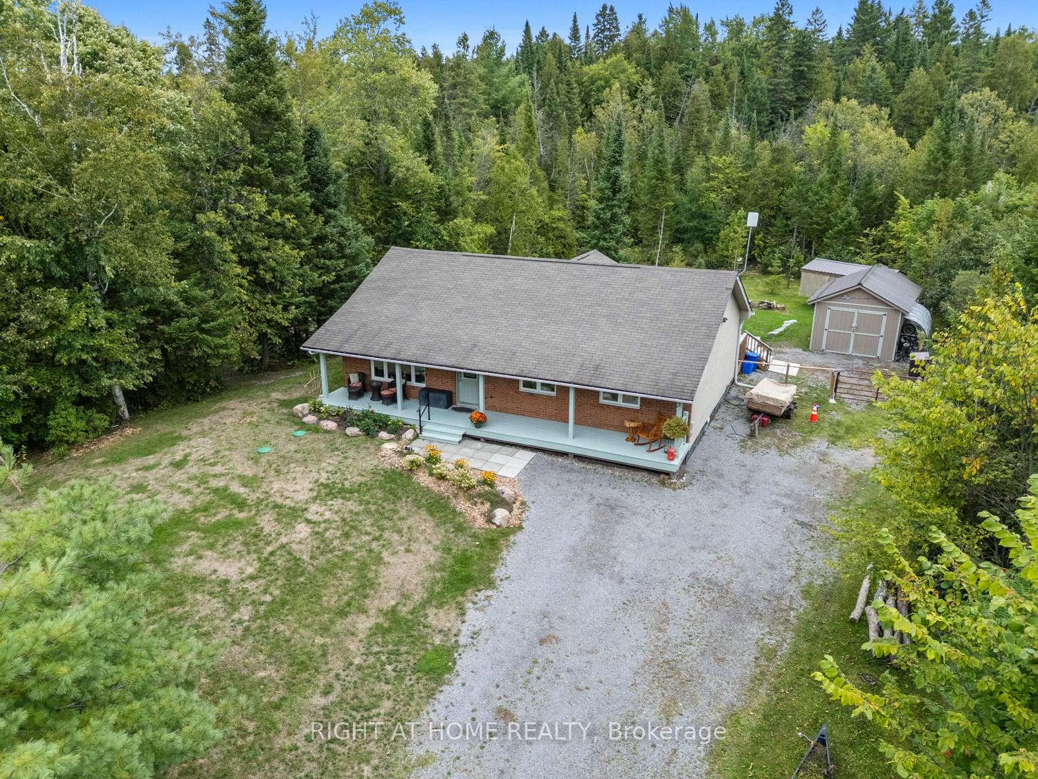 Welcome to 89 River Rd.