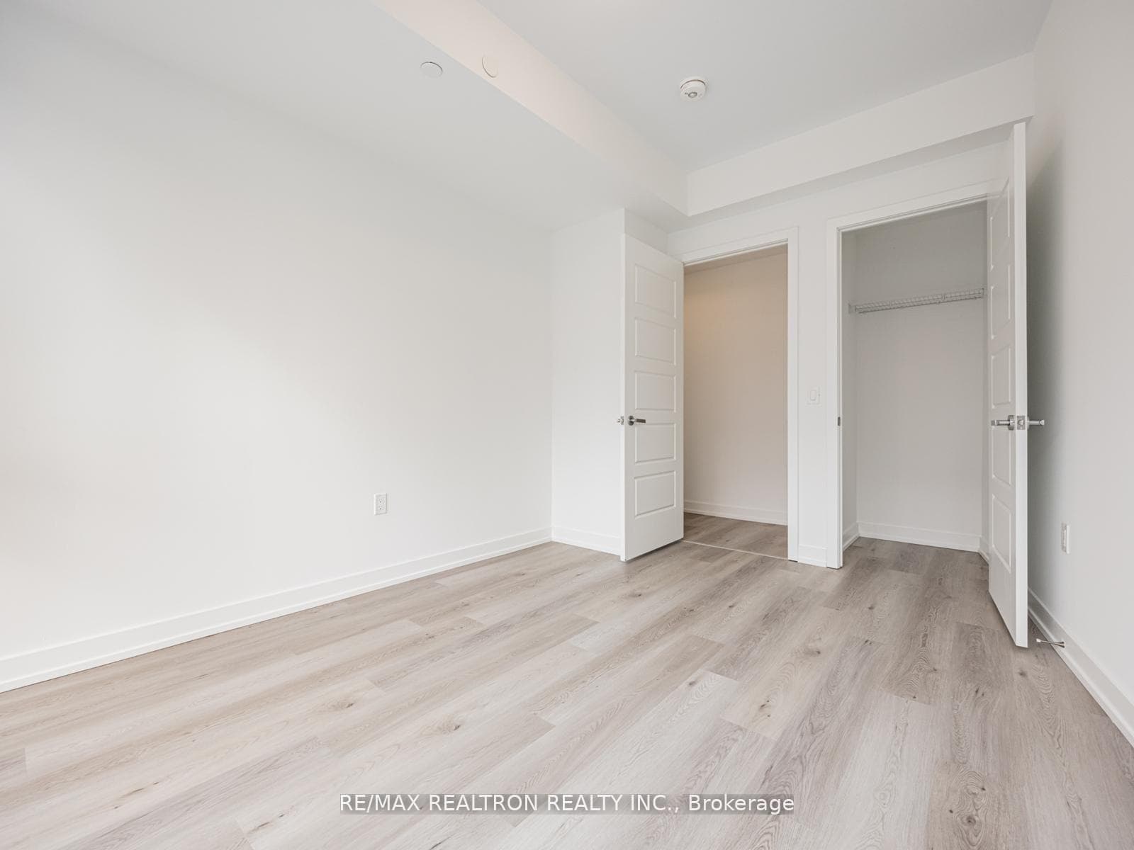 333 Sunseeker Avenue Unit 428 photo 18