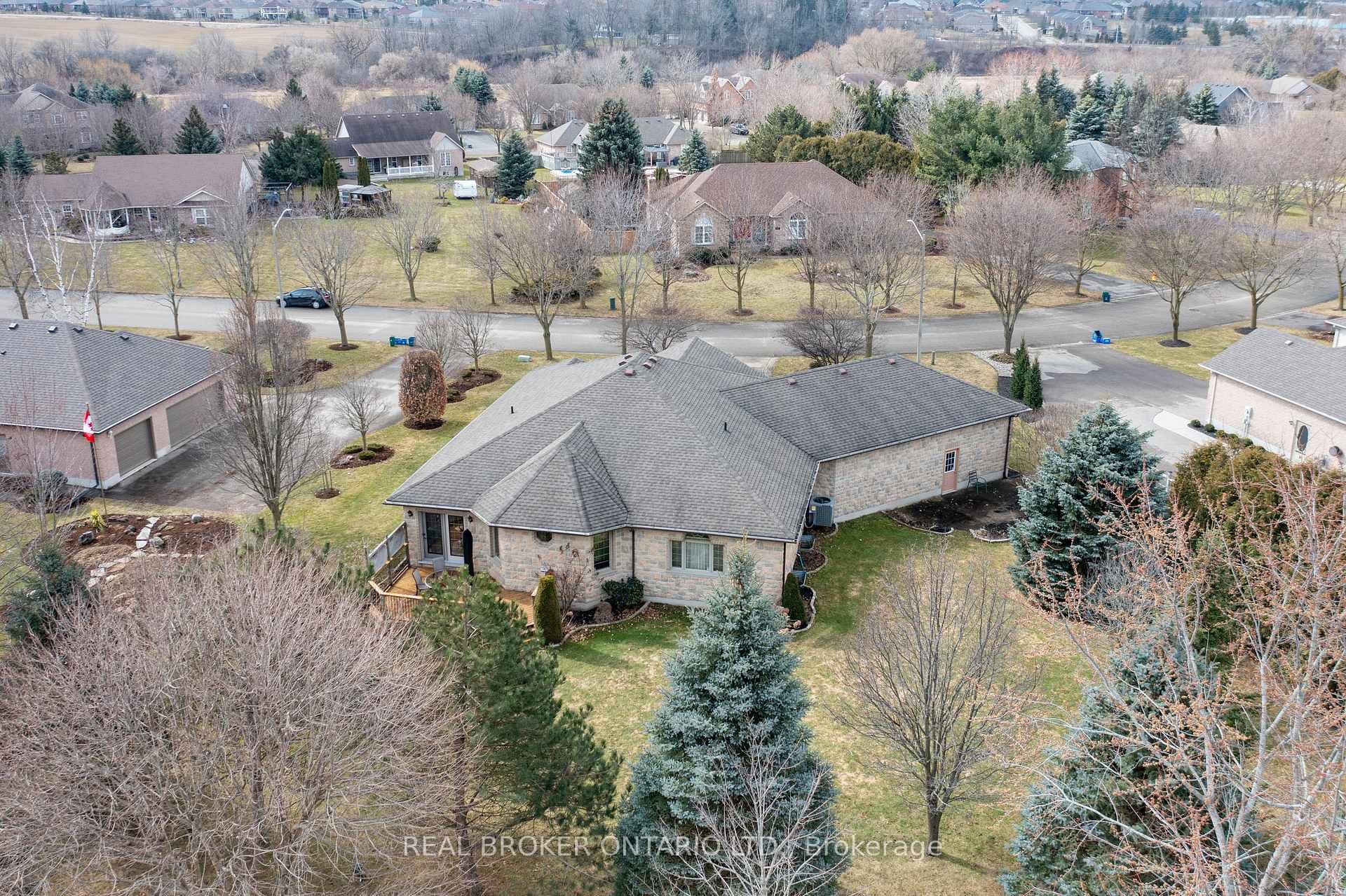 224 Shephard Place photo 38