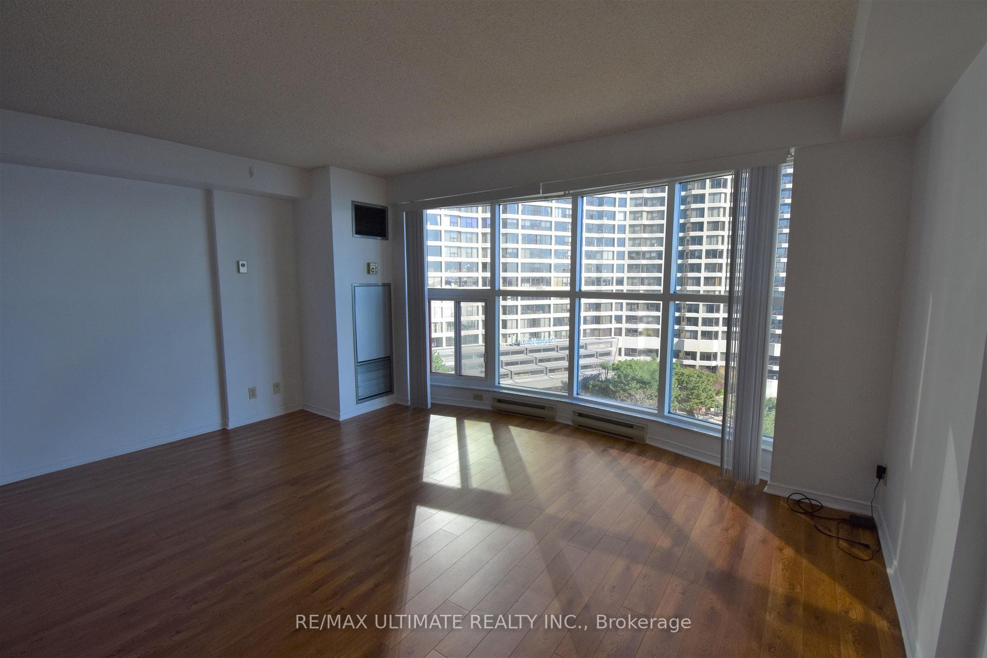 99 Harbour Square Unit 1503 photo 14