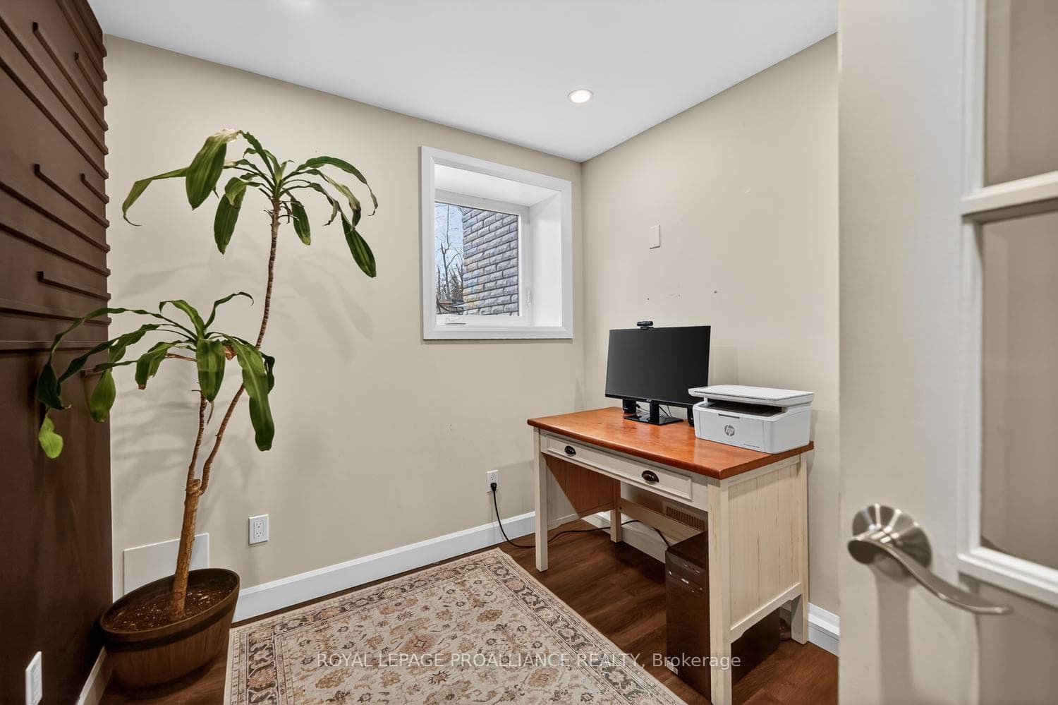 9 Willow Drive photo 28