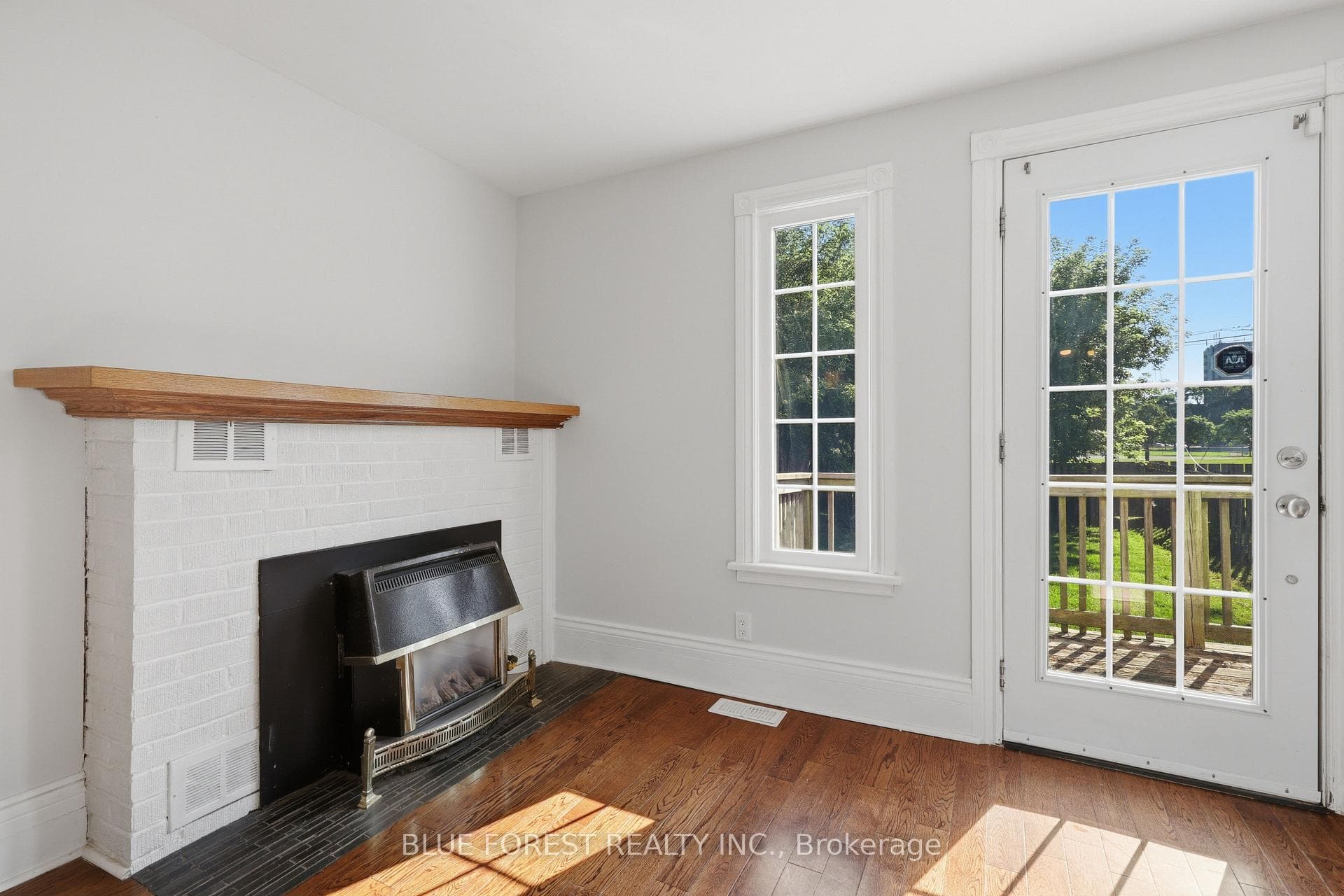 764 Curry Street photo 14