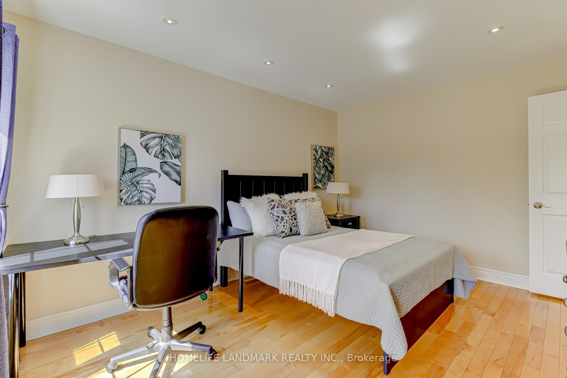 217 Wilfred Avenue photo 14