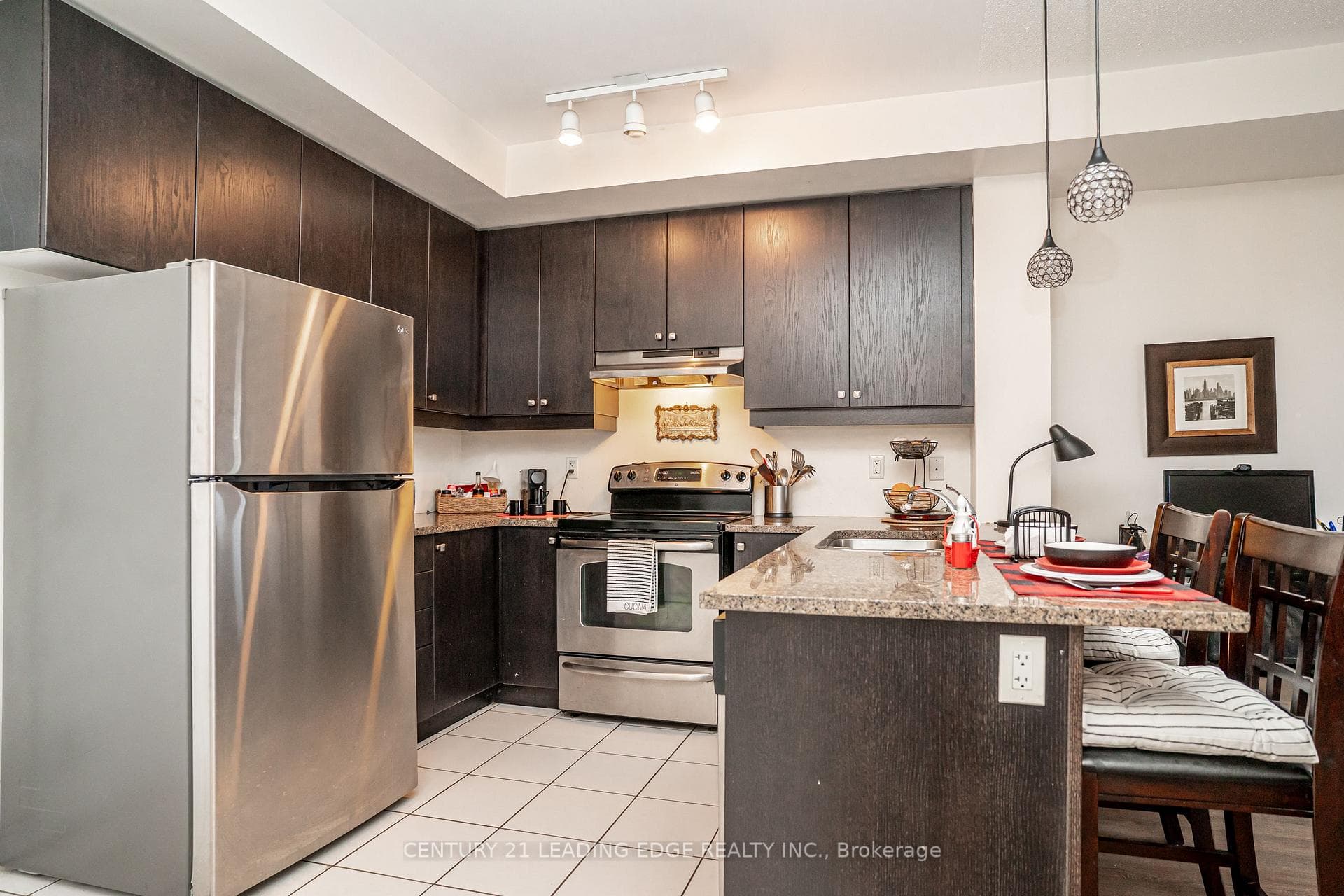 570 Lolita Gardens Unit 421 photo 12