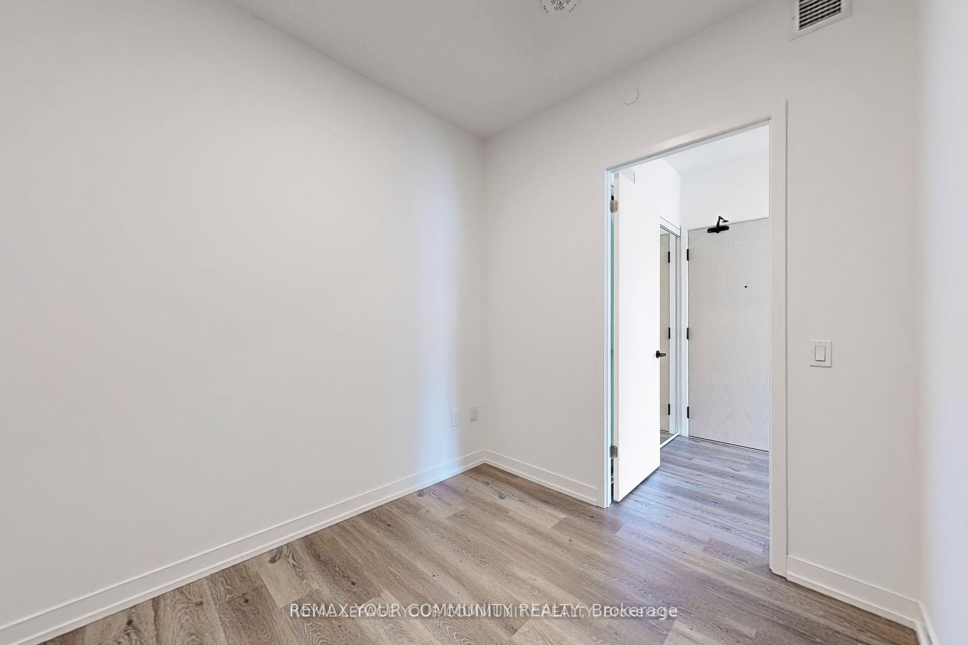 225 Commerce Street Unit 2807 photo 19
