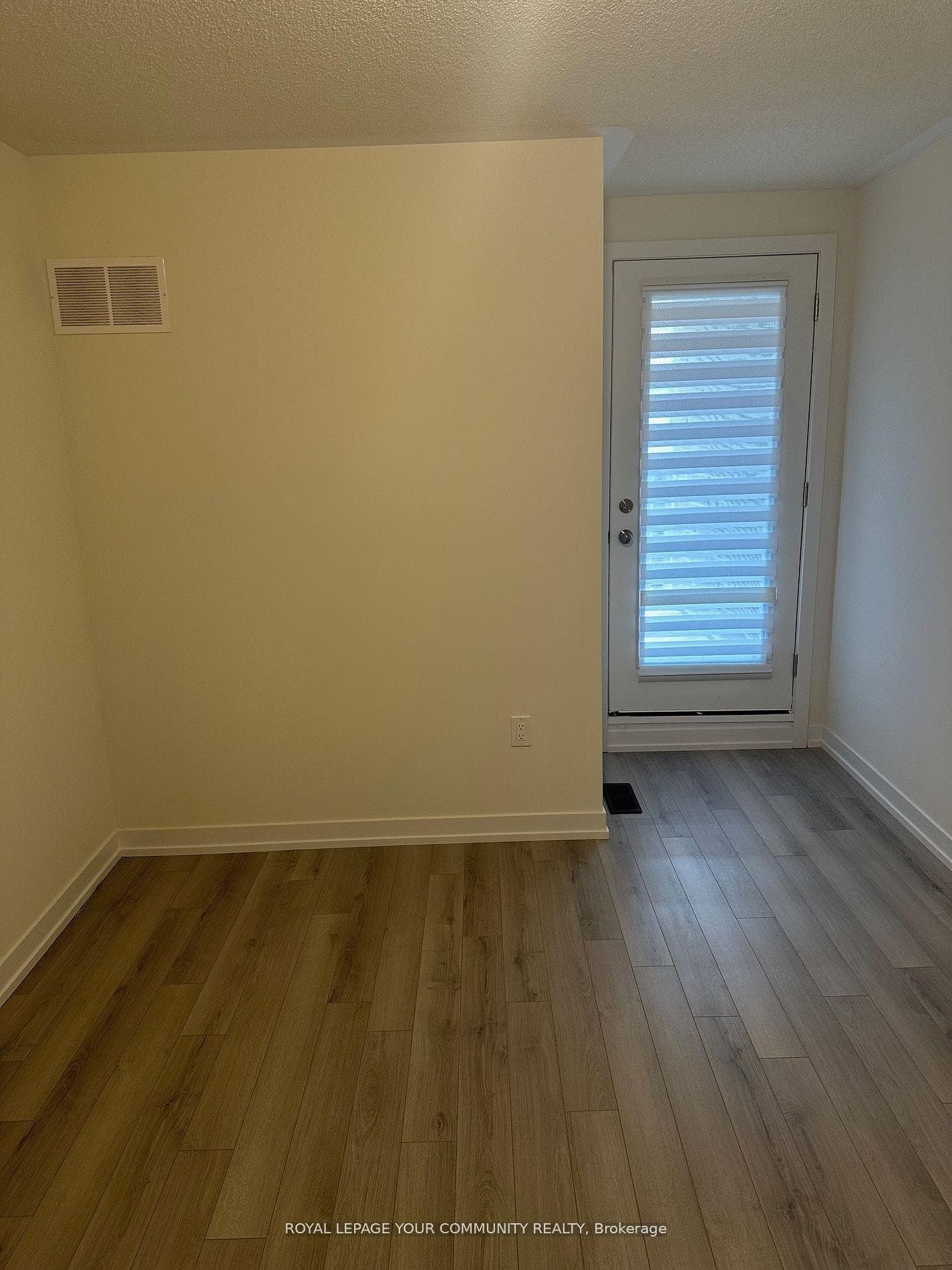 1543 Moonseed Place photo 5