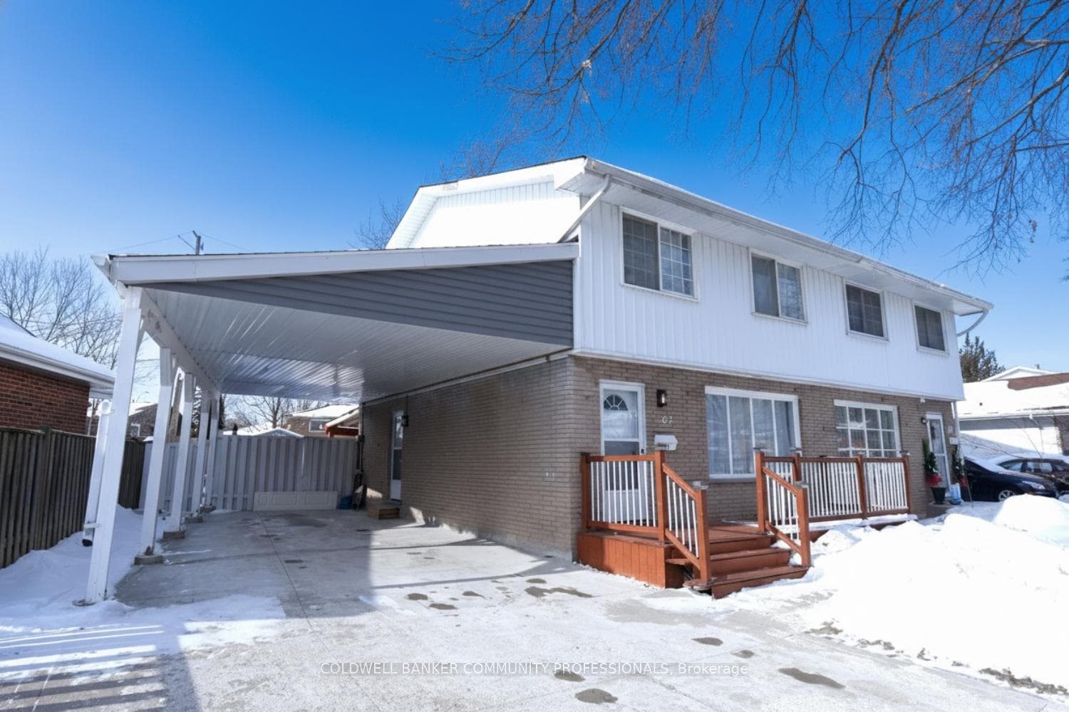 67 Elford Crescent photo 1