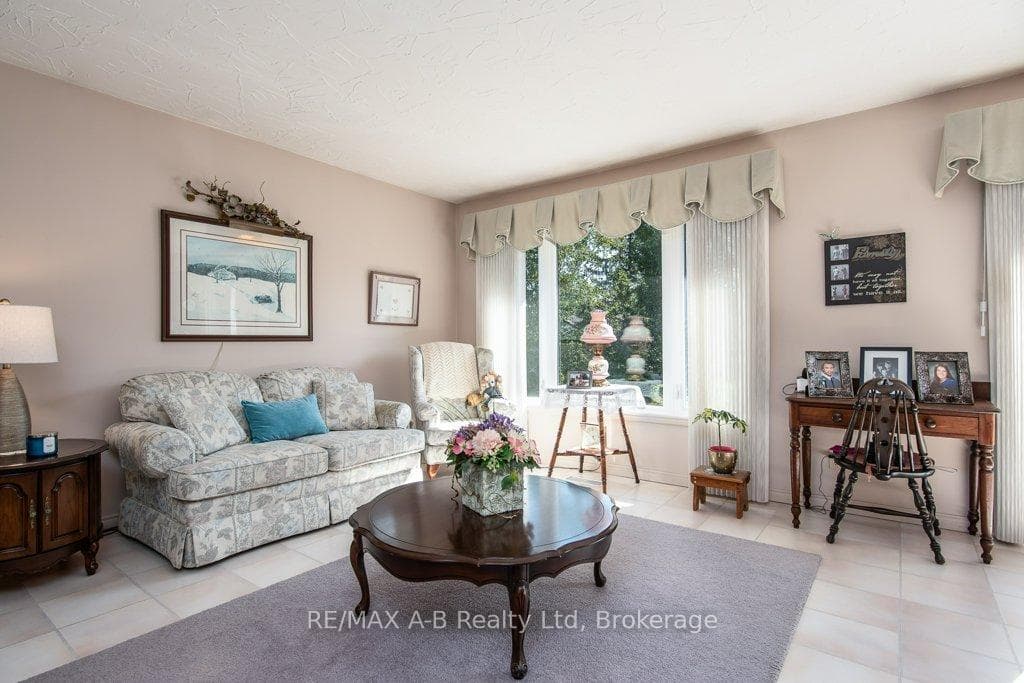 25 Baechler Avenue photo 13