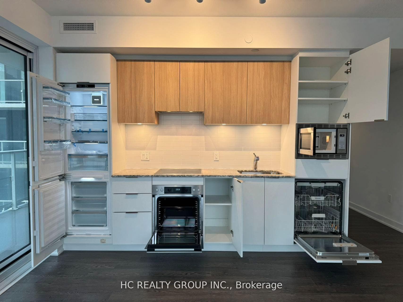 50 O'neill Road Unit 605 photo 12