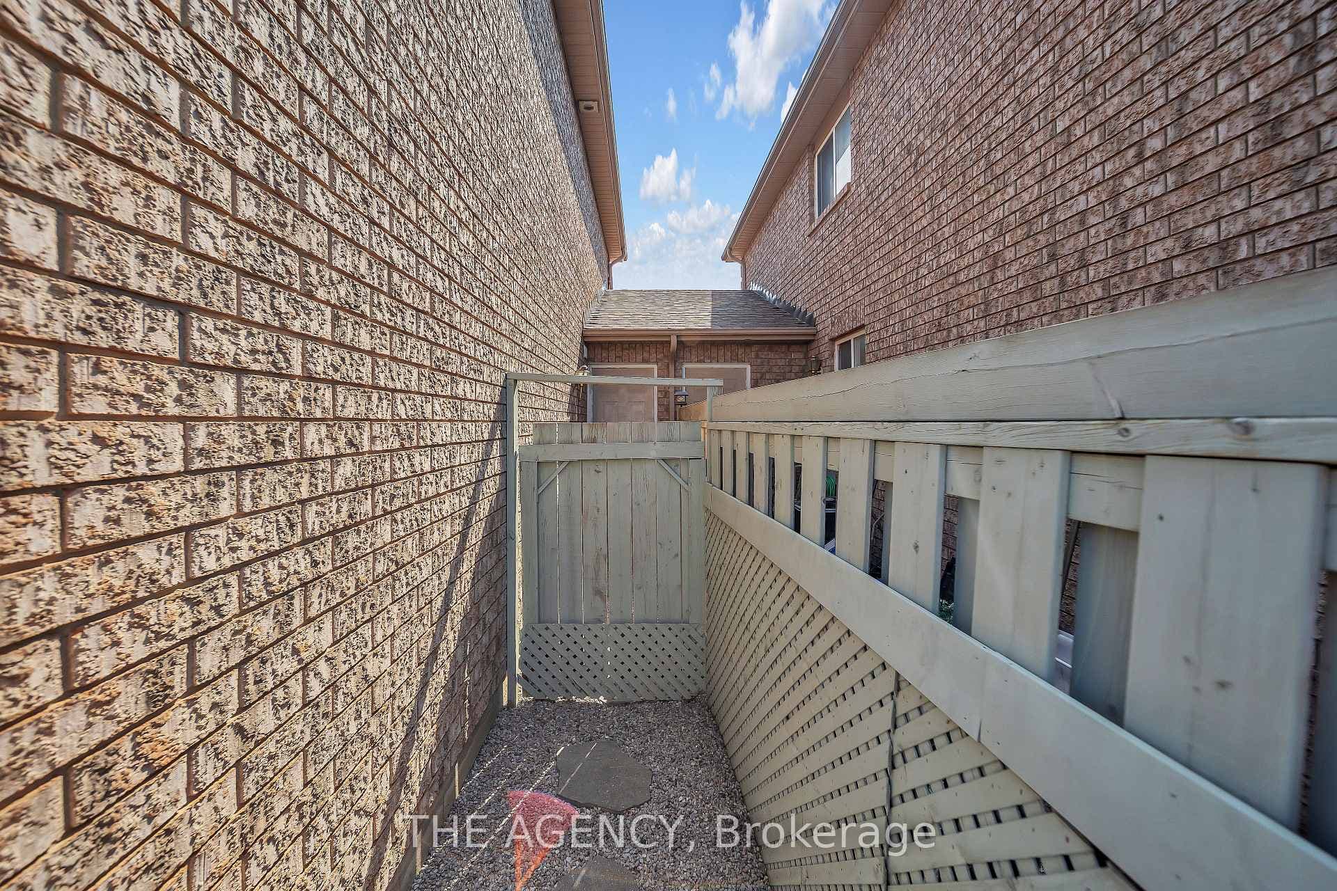 56 Quinlan Road photo 27