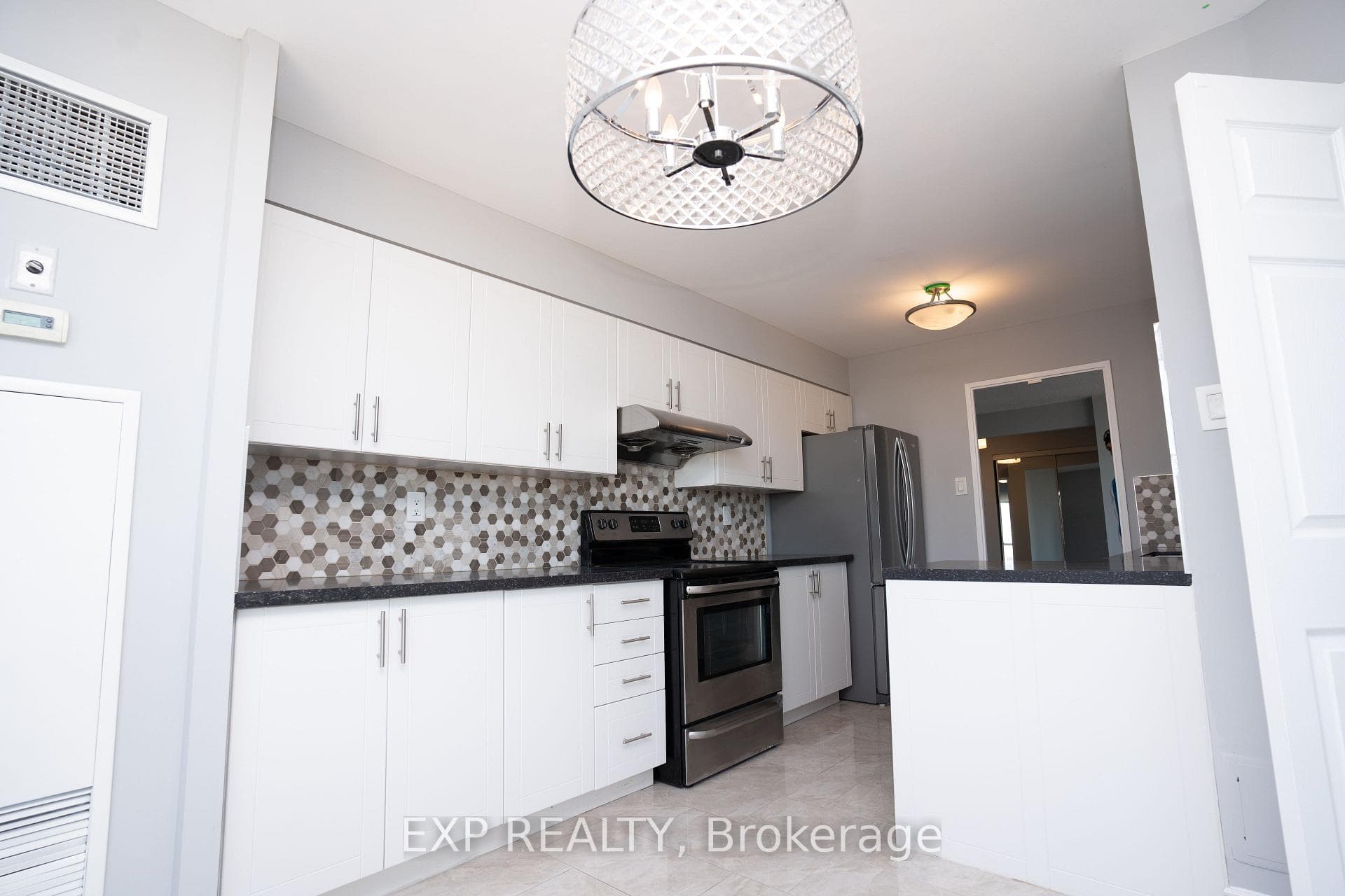 430 Mclevin Avenue Unit 1804 photo 15