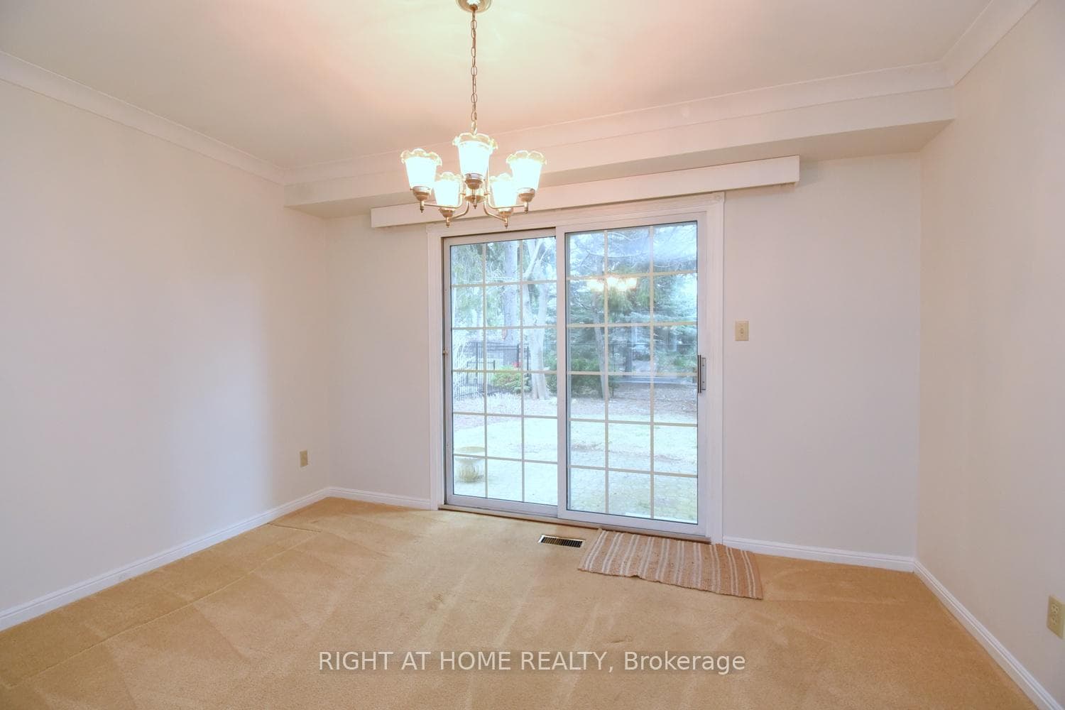 25 Timber Lane photo 14