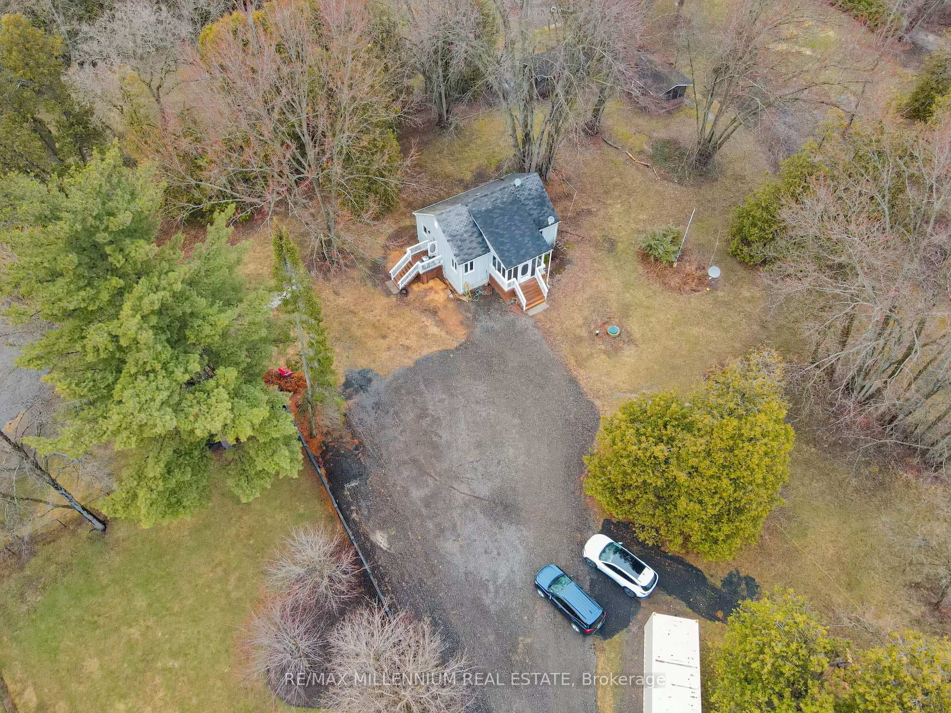 2424 Olde Base Line Road photo 3