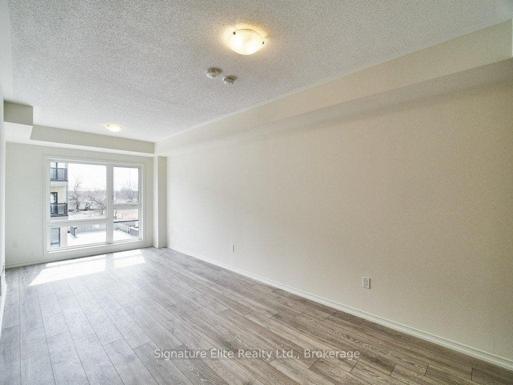 515 Kingbird Grove Unit 303 photo 3