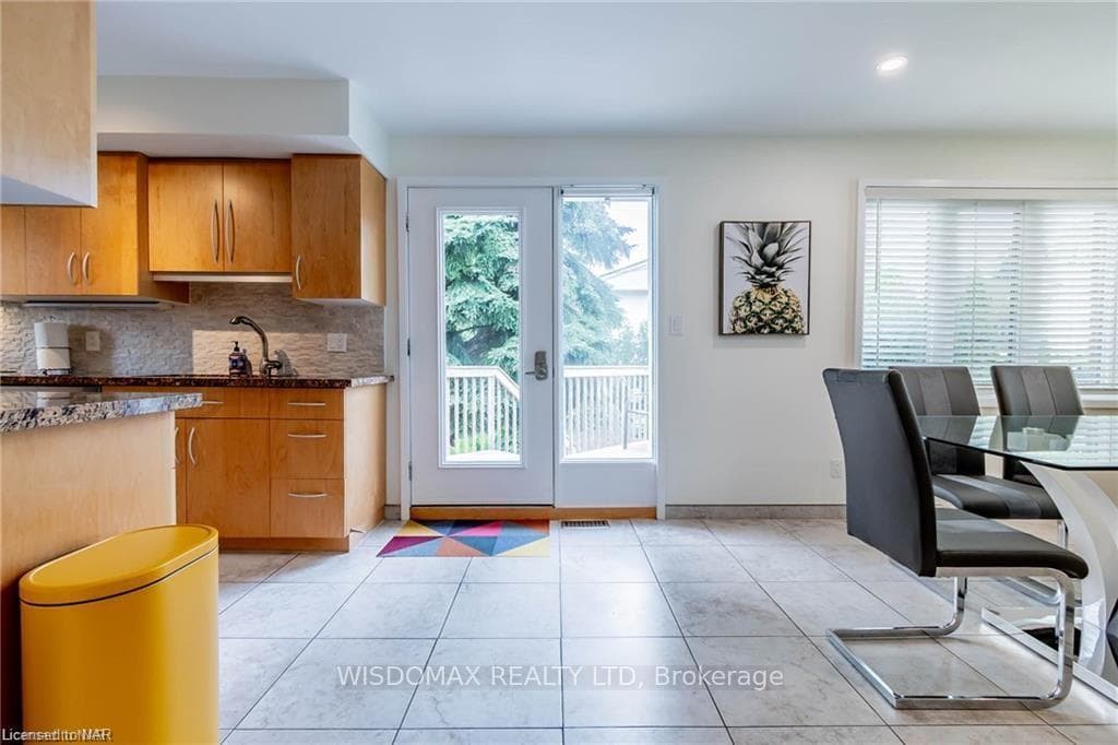 5109 RIVER Road photo 16
