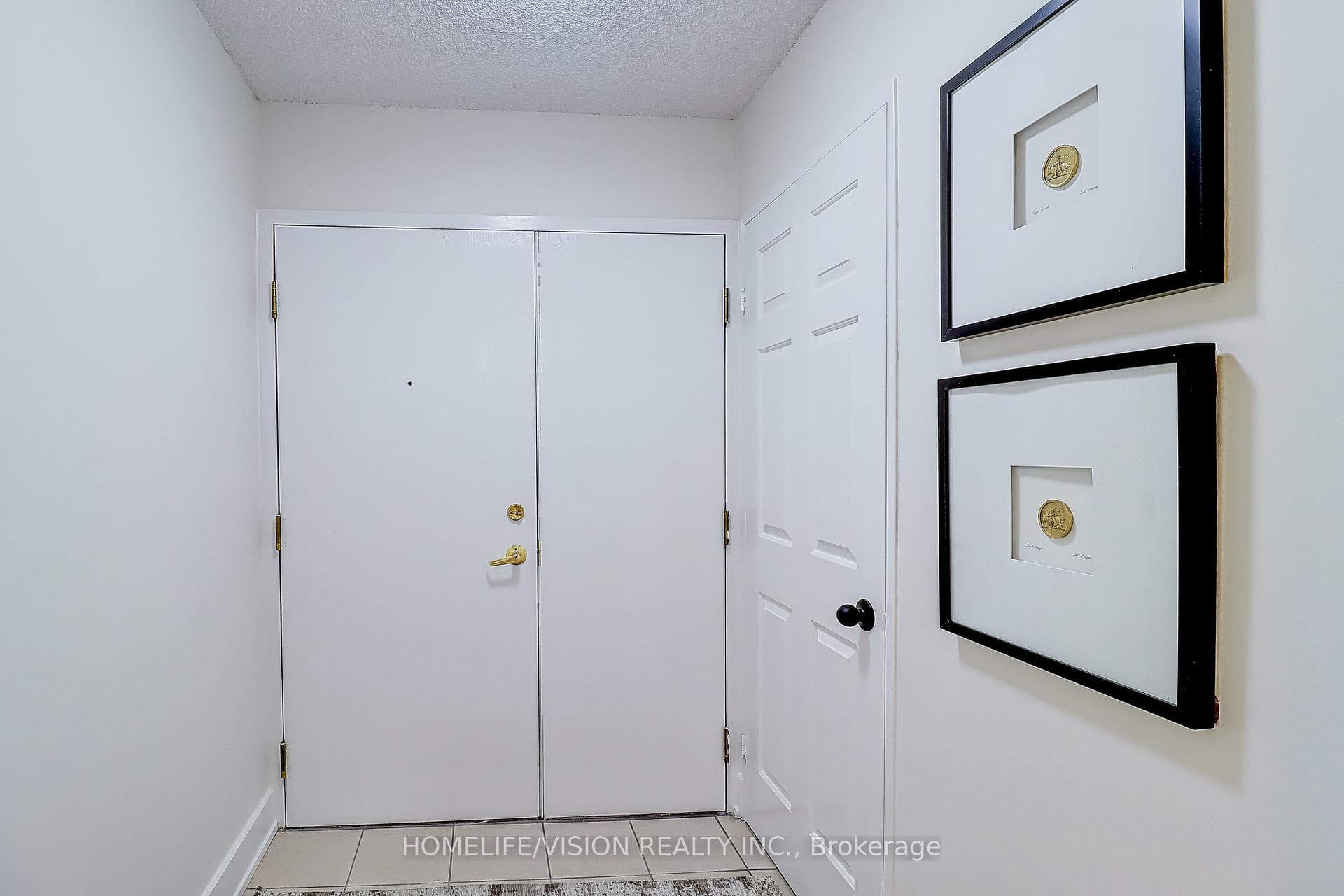 131 Beecroft Road Unit 207 photo 35