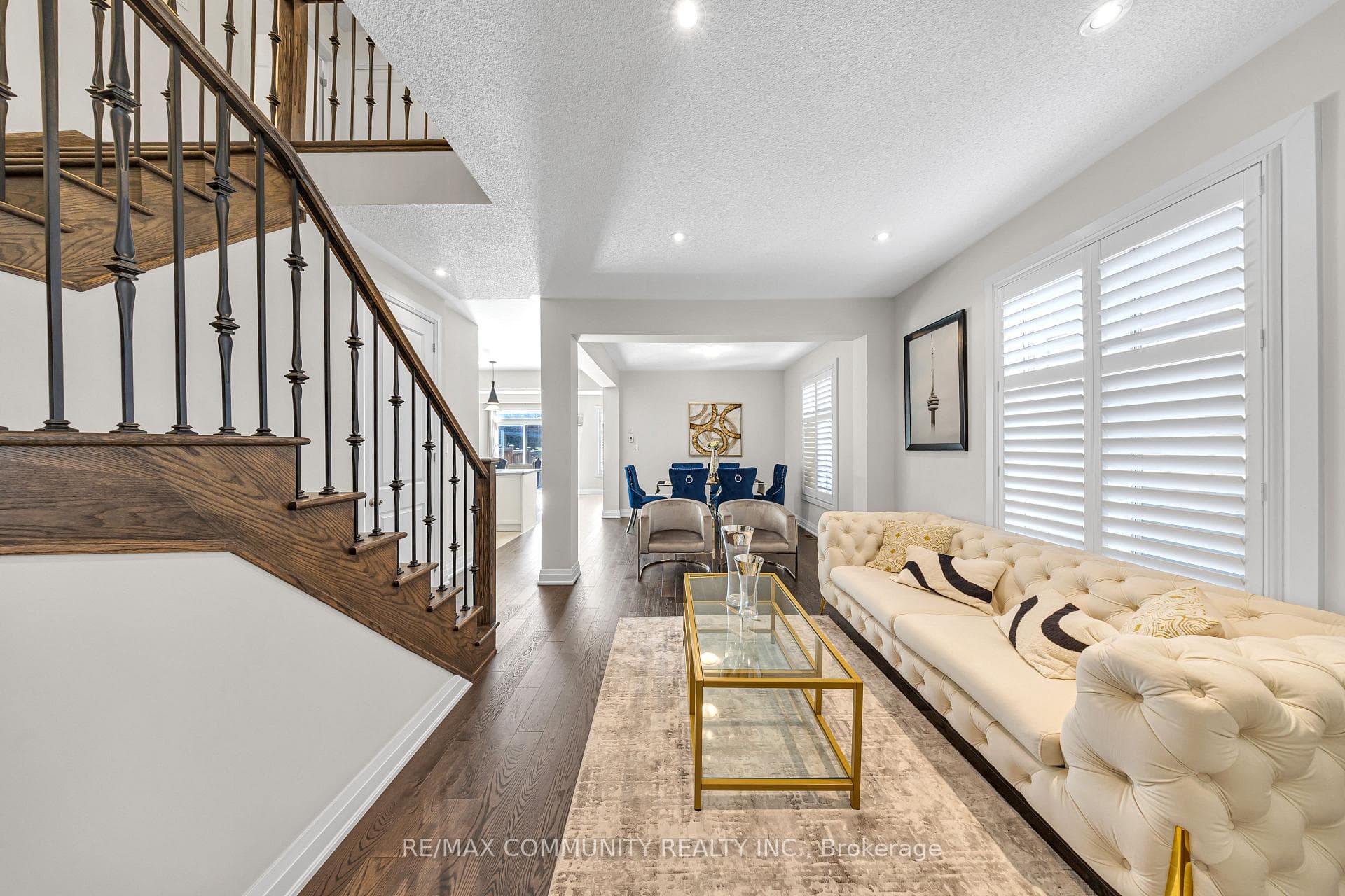 209 Castle Oaks Crossing photo 9