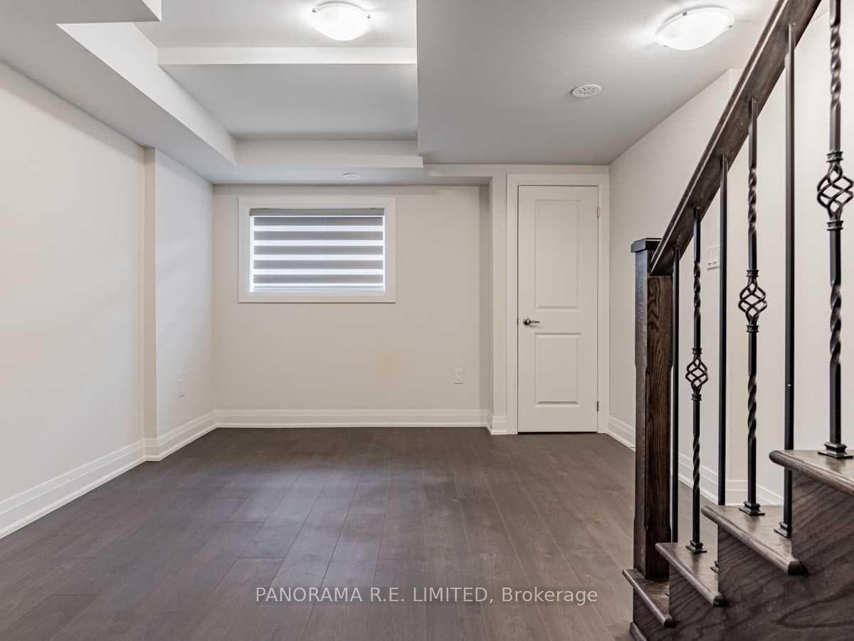 63 Creekbank Road Unit 2 photo 8