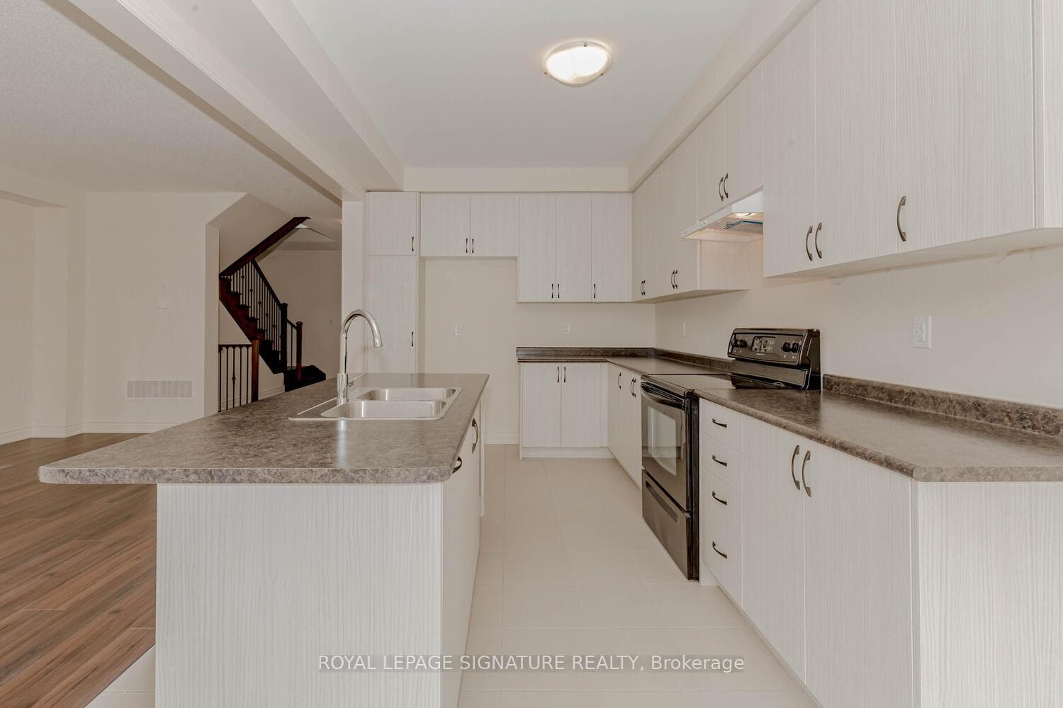 58 Attwater Drive photo 13