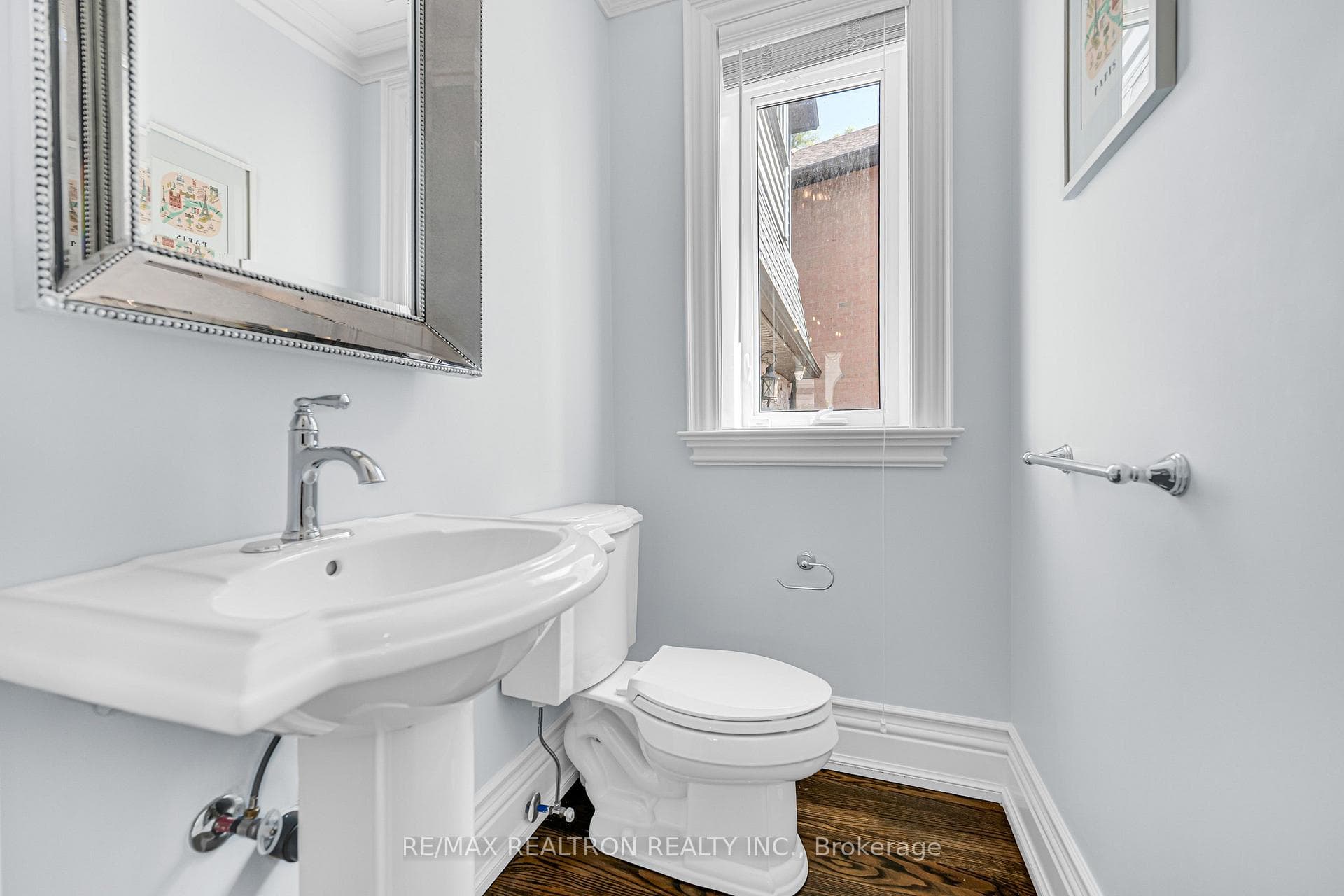 37 Stuart Crescent photo 18