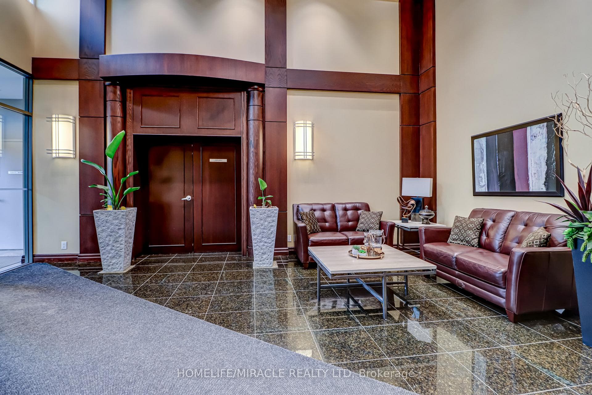 335 Rathburn Road Unit 1002 photo 2