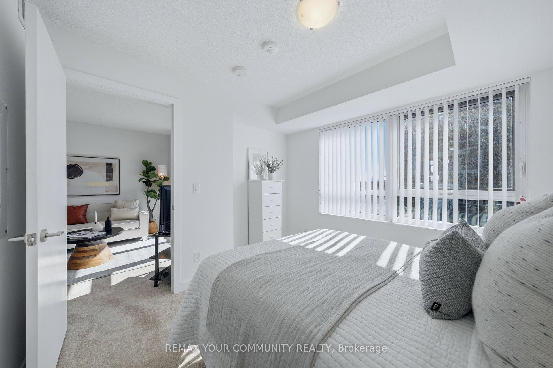 8 Trent Avenue Unit 407 photo 25