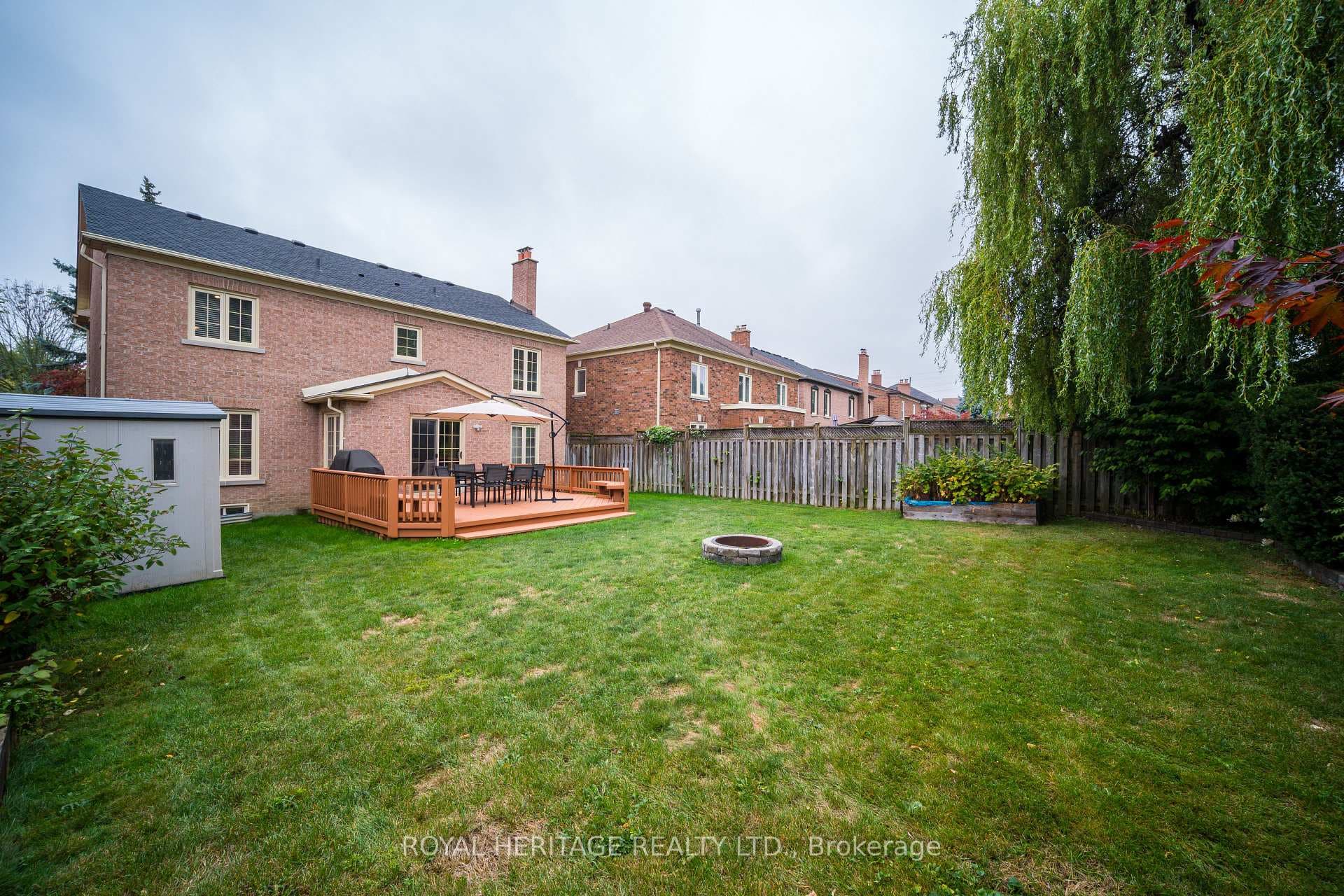 16 Cowles Court photo 42