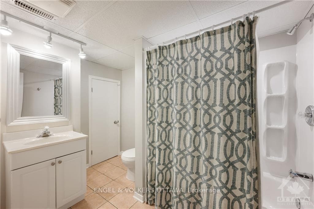 1691 BELCOURT Boulevard photo 26
