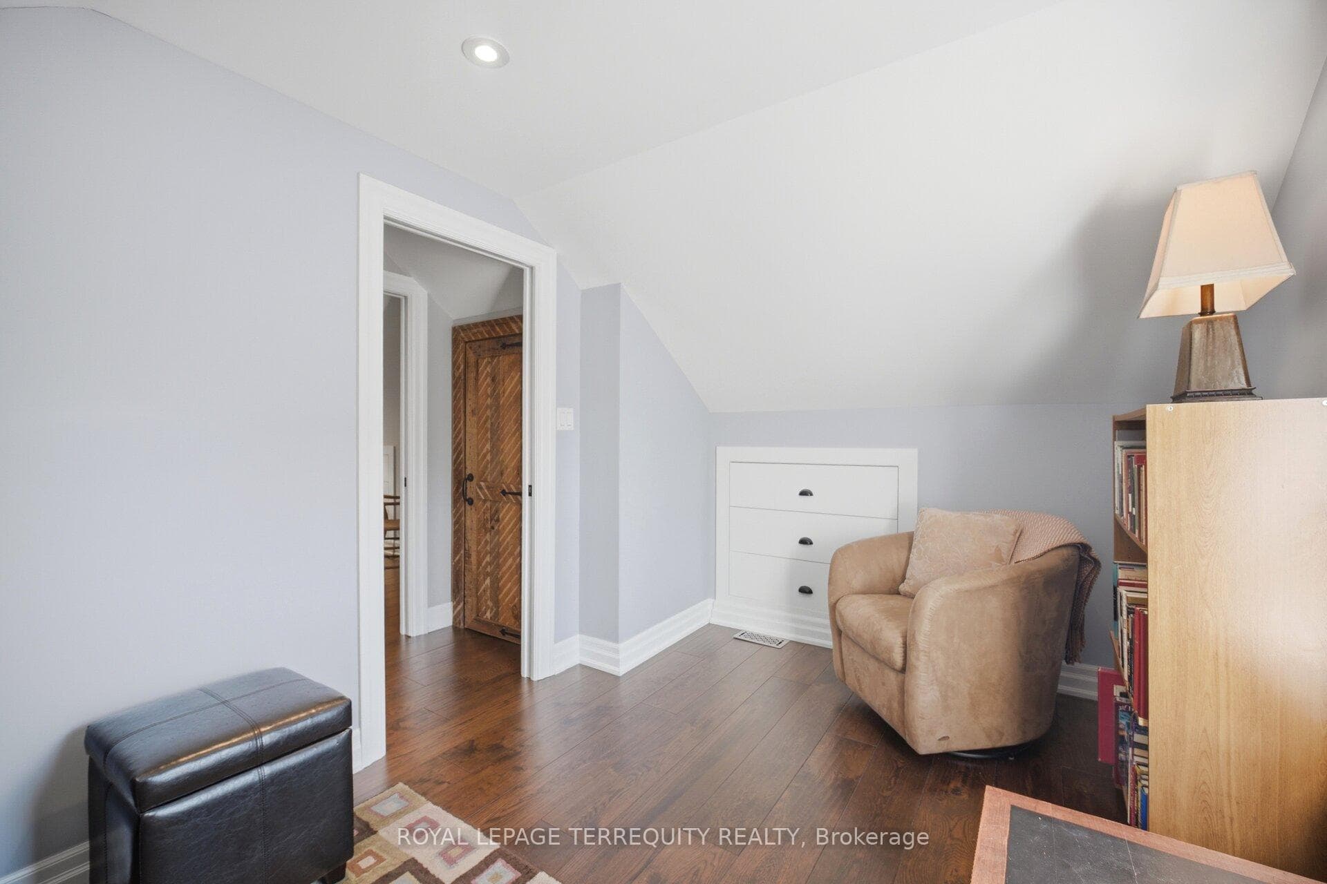 66 Chatham Street photo 24