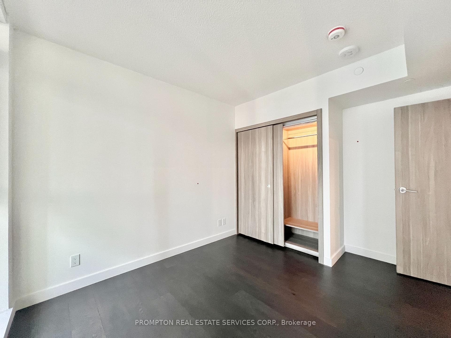 38 Widmer Street Unit 2806 photo 13
