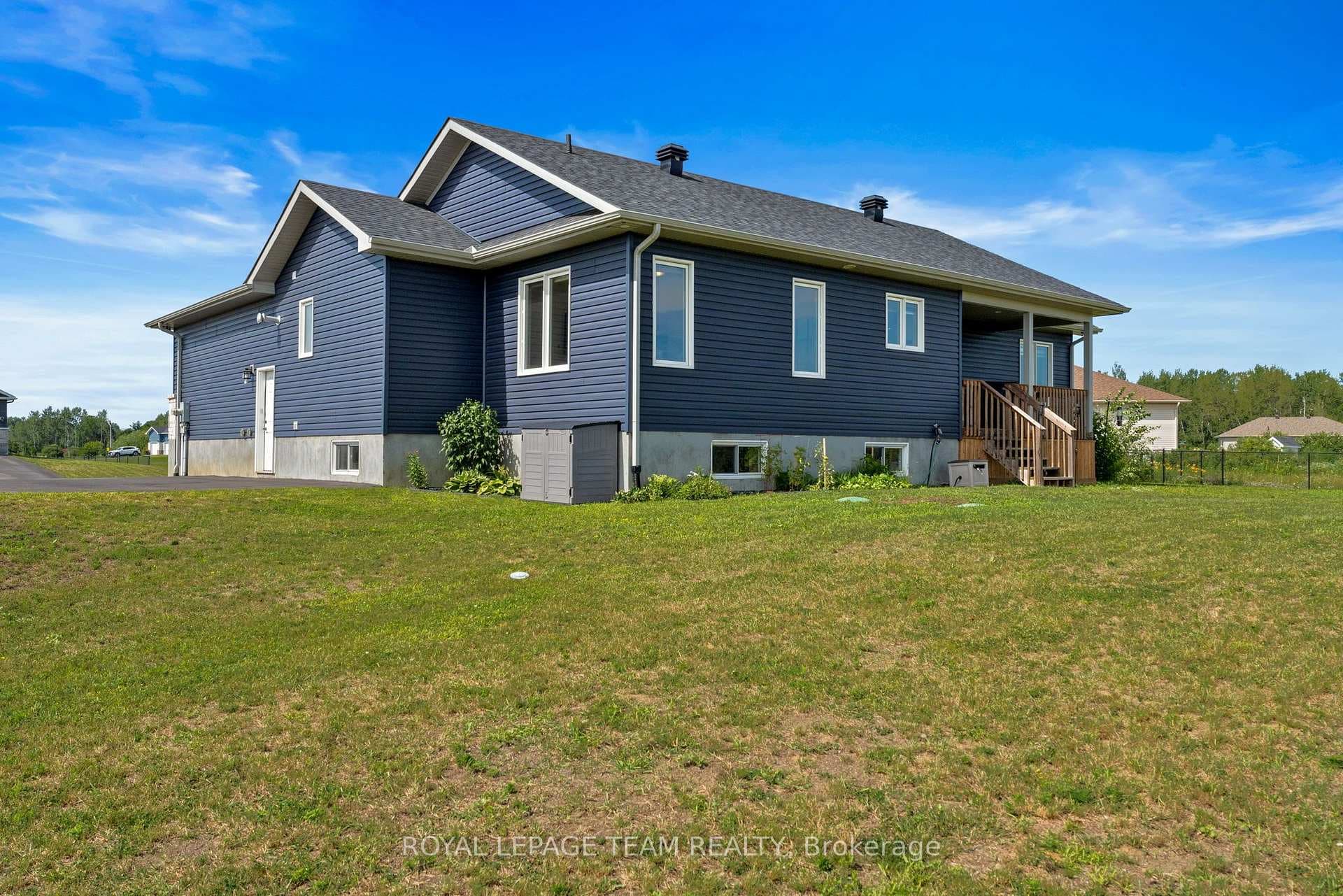 3572 Crosswind Crescent photo 36