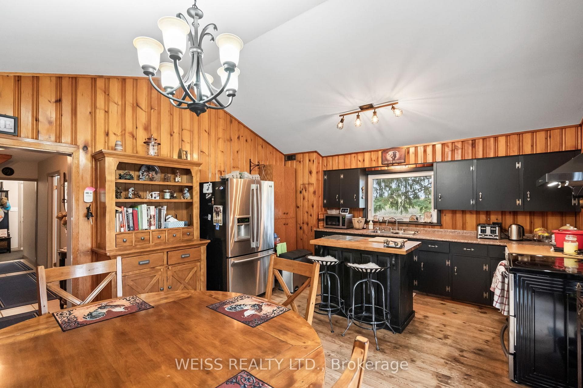772 Townline Road photo 8