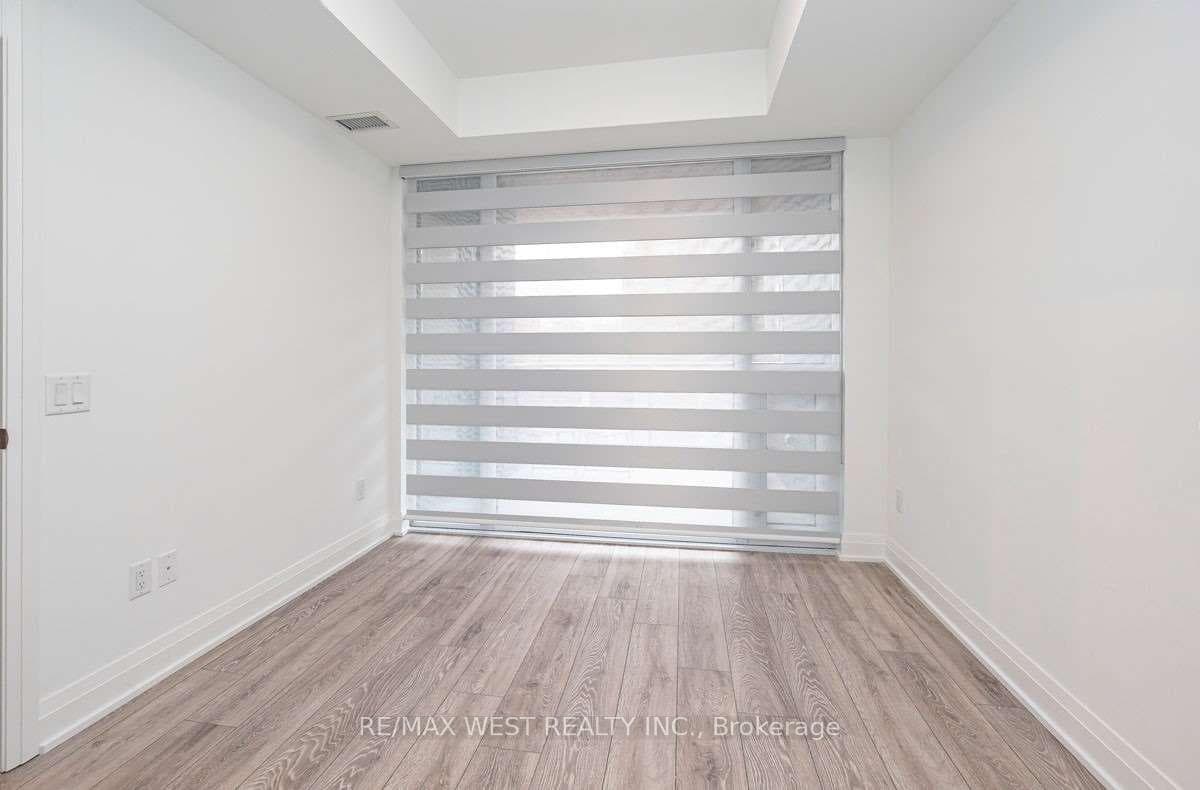 21 Park Street East N/A Unit 310 photo 20