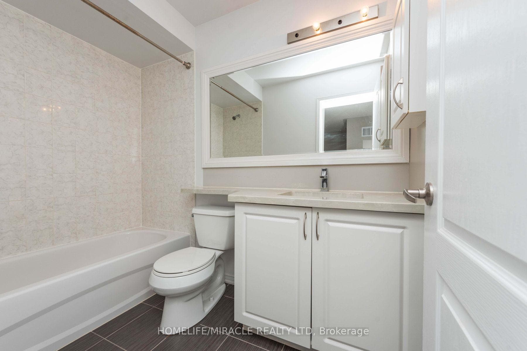 51 Hays Boulevard Unit 25 photo 26