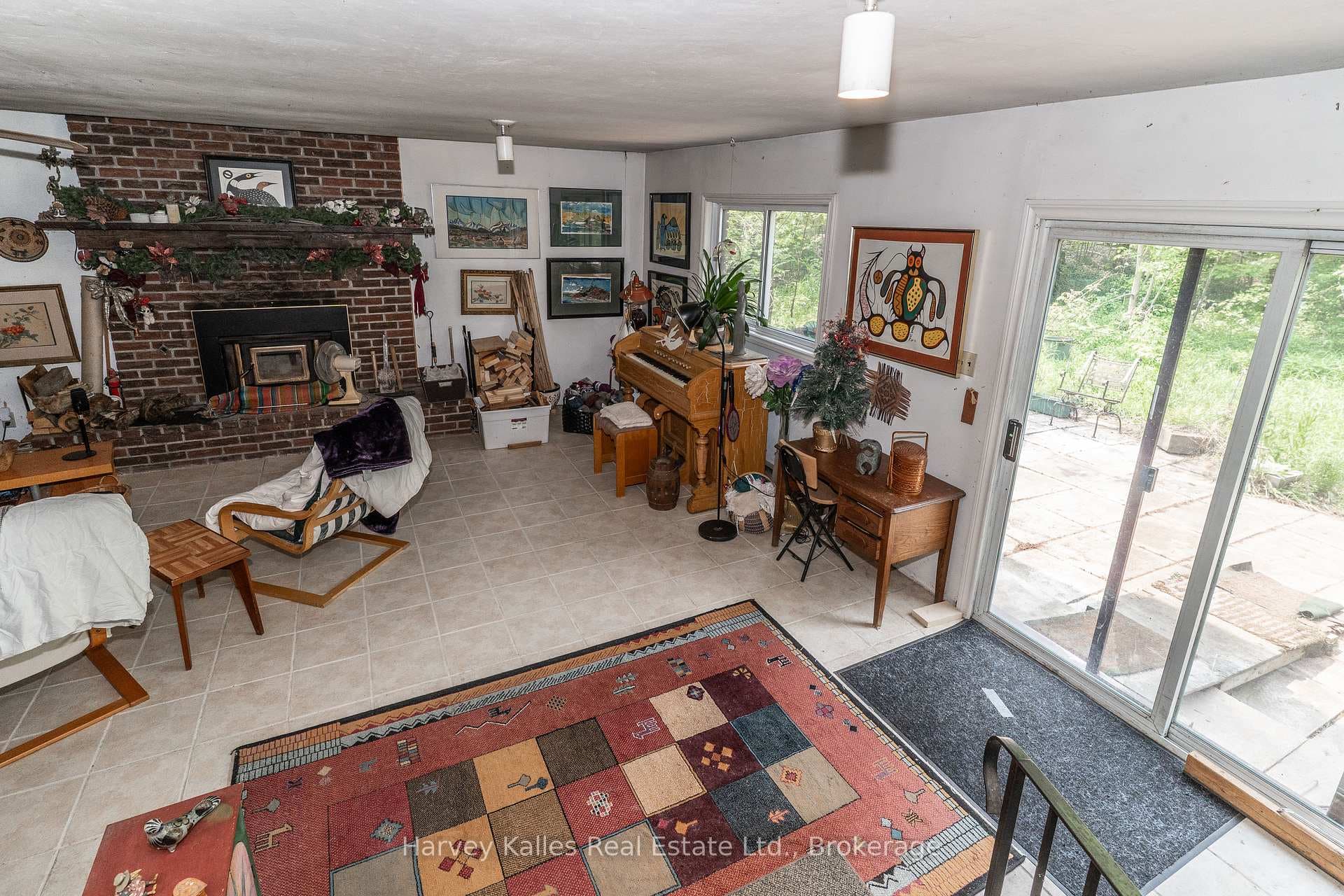 1099 Peterson Road photo 17