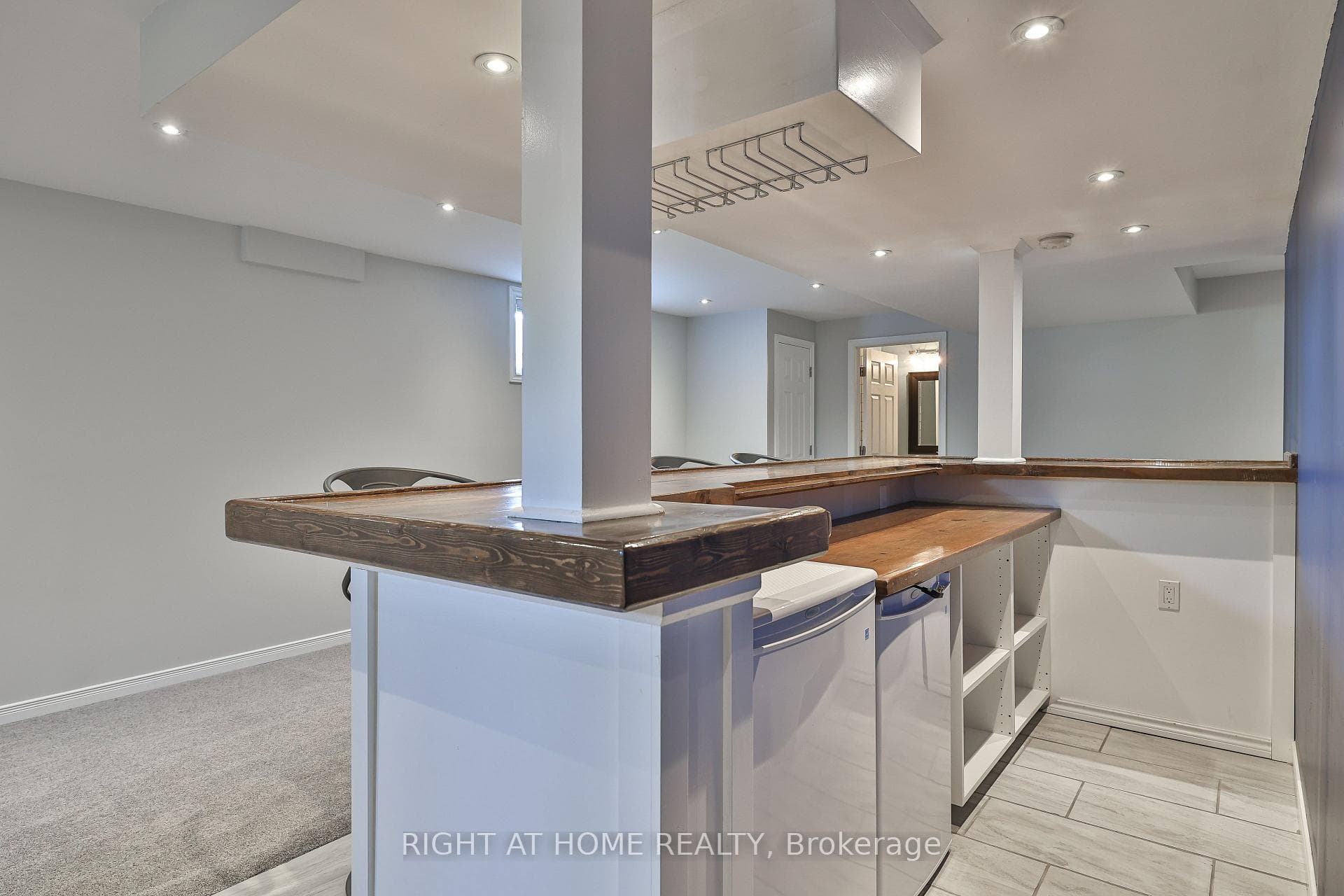 823 Greenly Drive photo 38