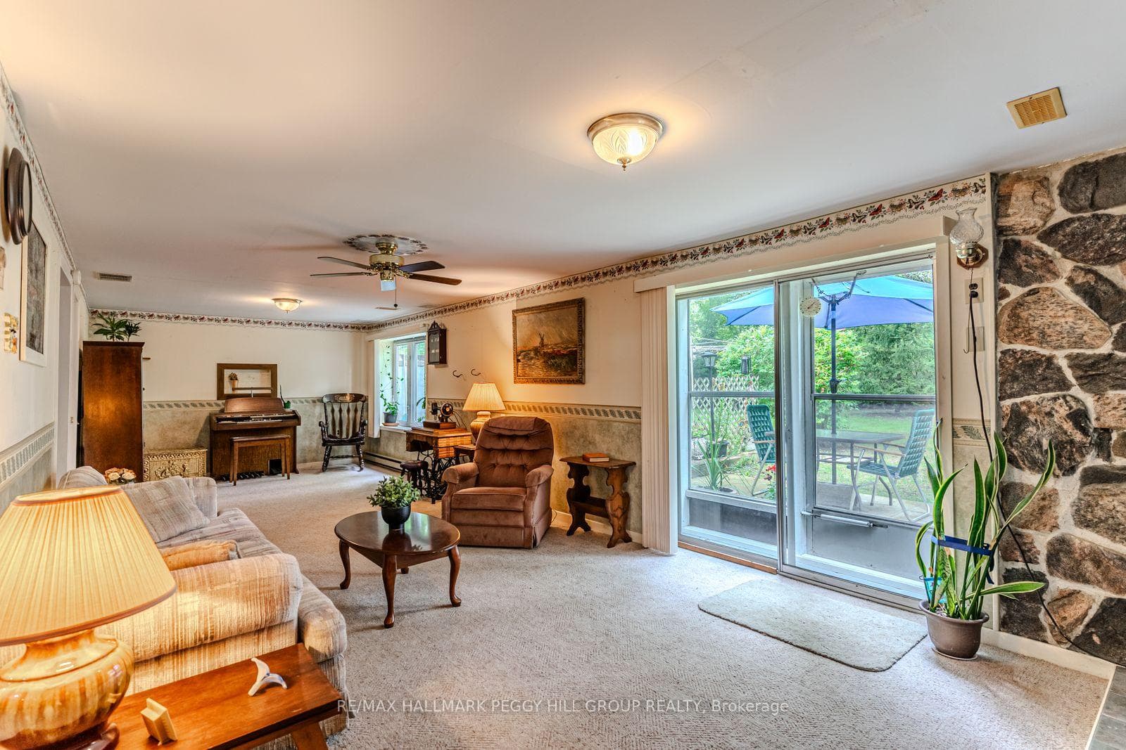 82 Helena Street photo 12
