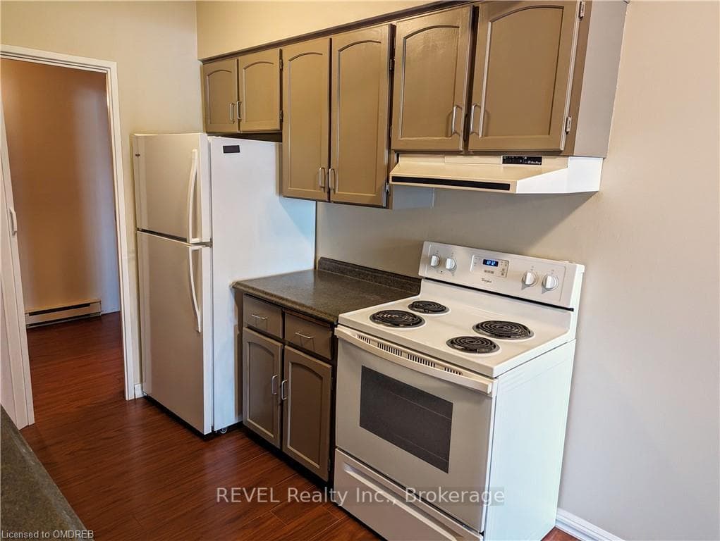 11 COURT Street Unit 11 photo 4