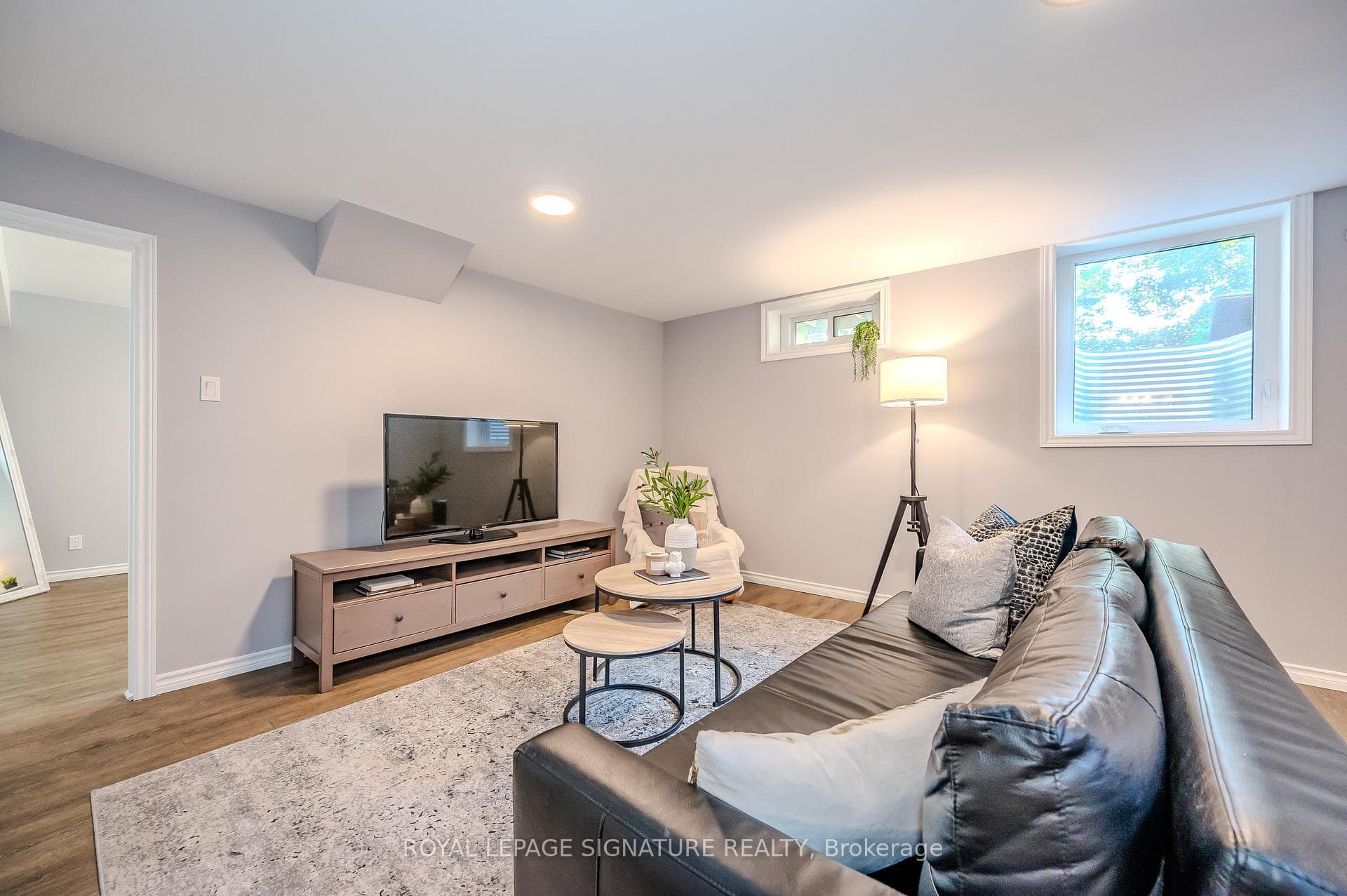 62 Duncairn Avenue photo 17