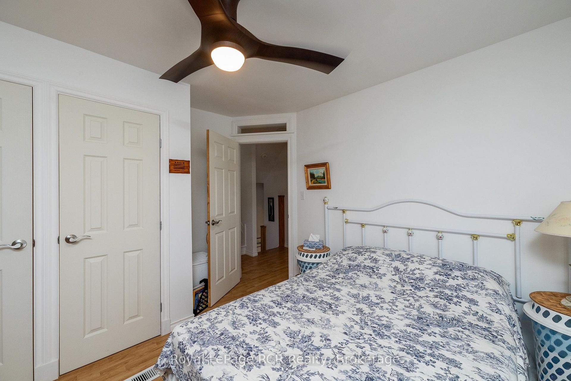 1218 1st Avenue photo 33