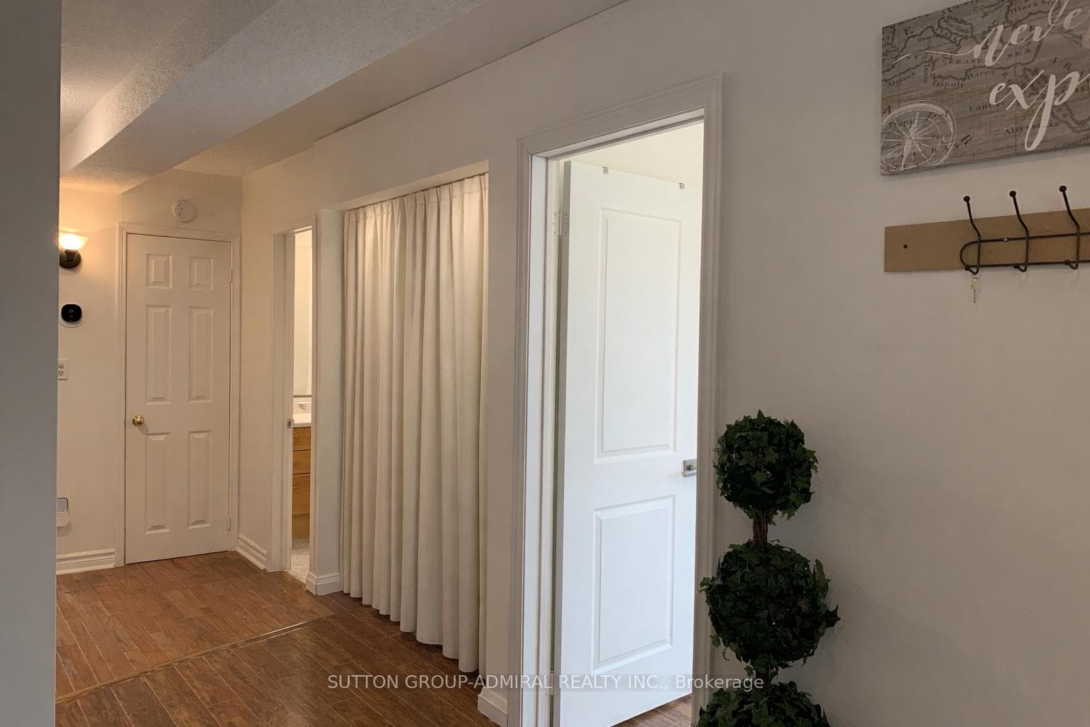 Front Entrance Hallway