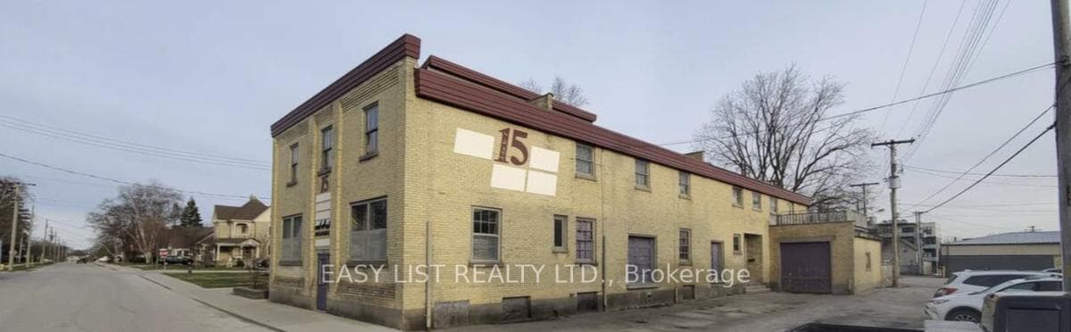 15 John Street photo 46