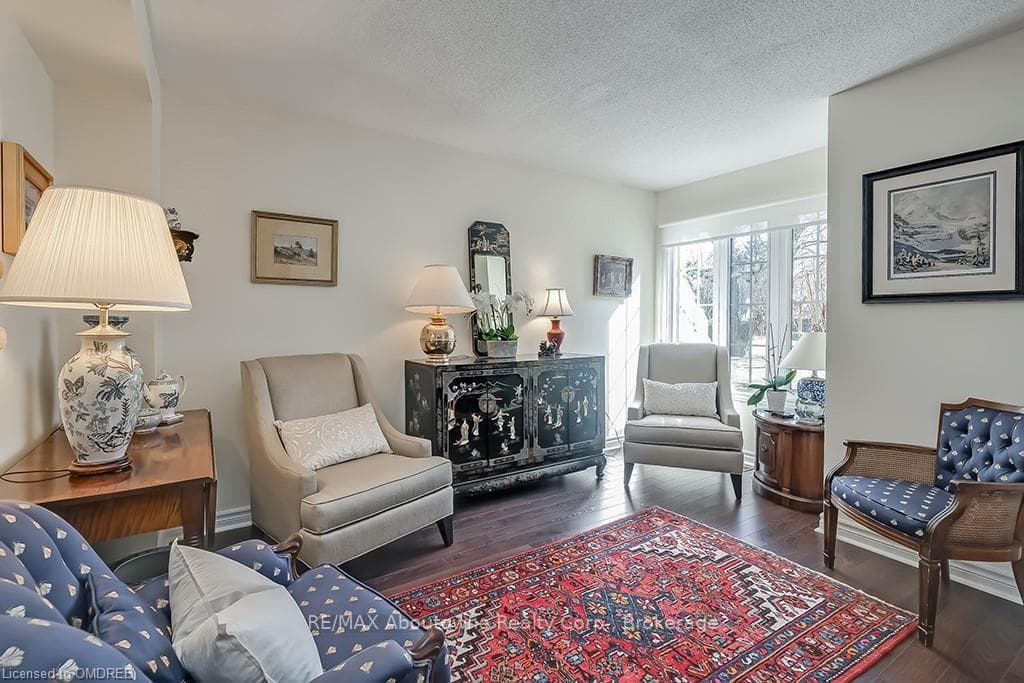 286 HAMILTON Drive Unit 1 photo 7