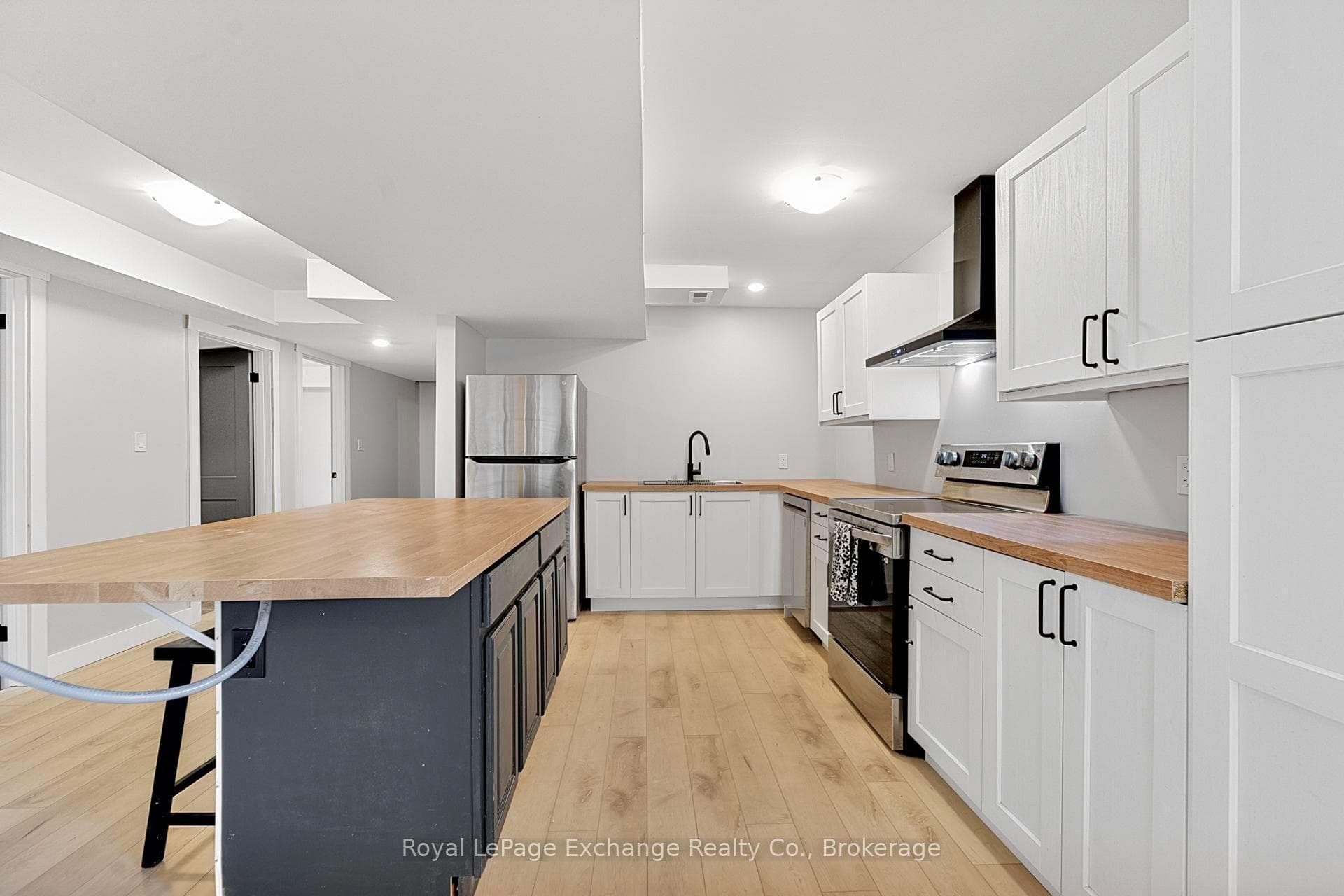 34 Queen Avenue Unit Lower Unit photo 15