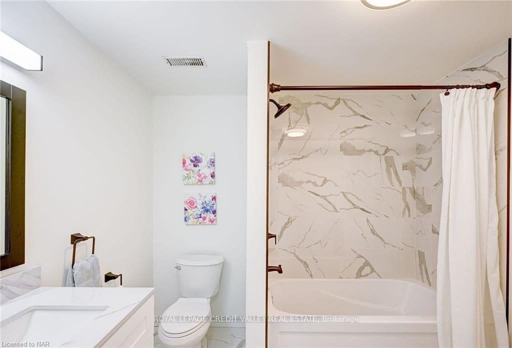 122 BUNTING Road Unit 53 photo 33