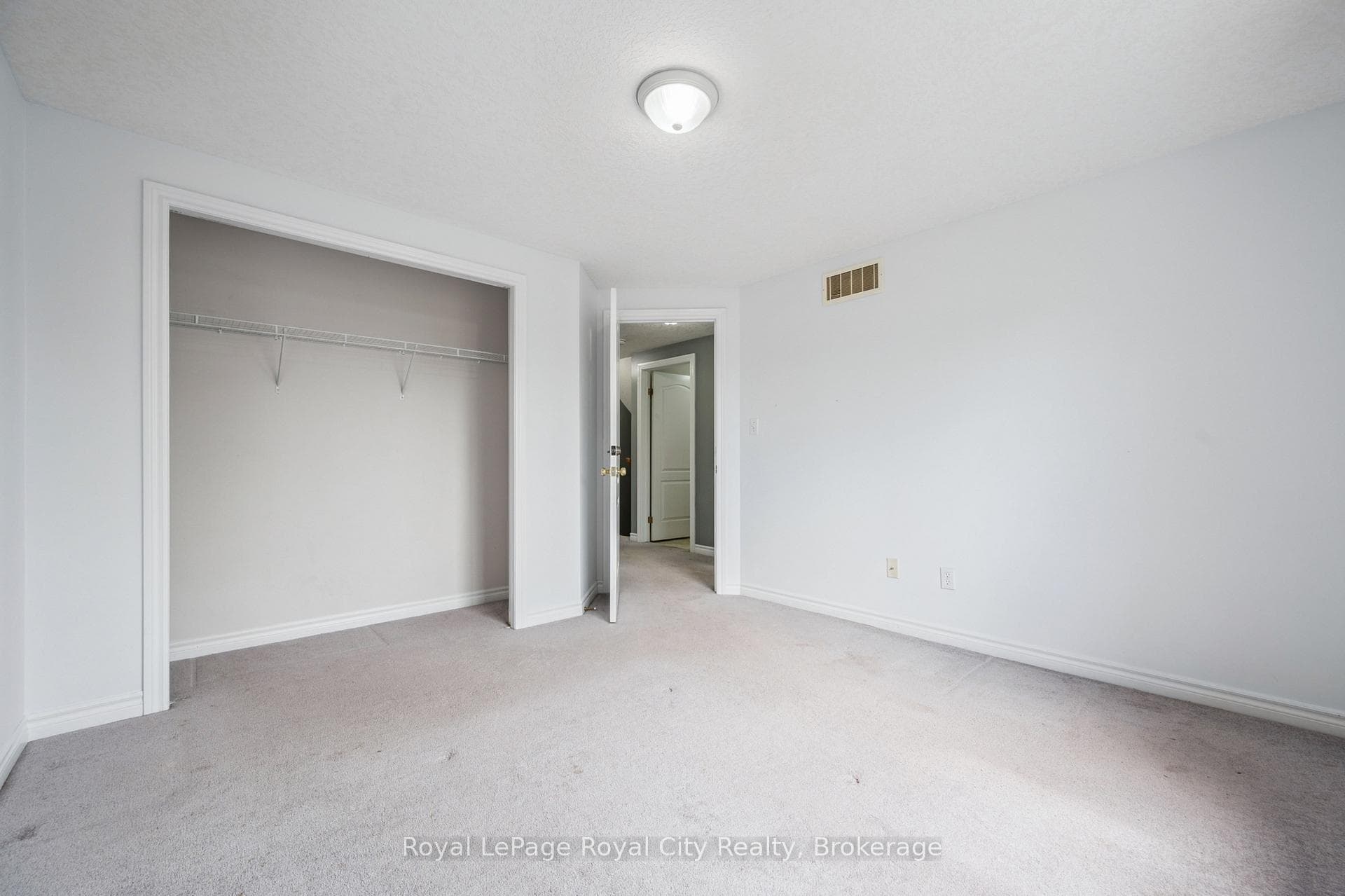 30 Darnell Road photo 26