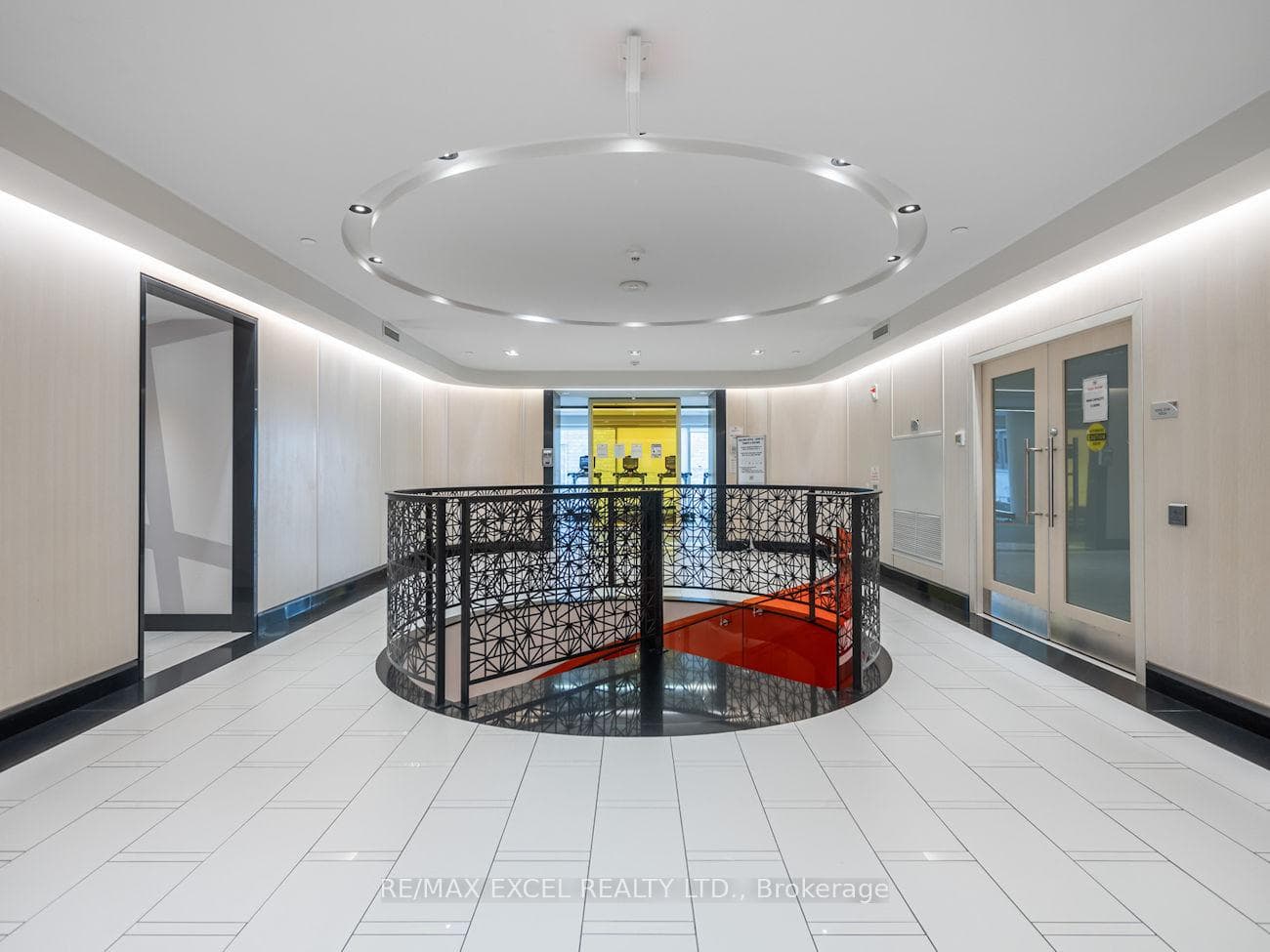 30 Roehampton Avenue Unit 619 photo 6